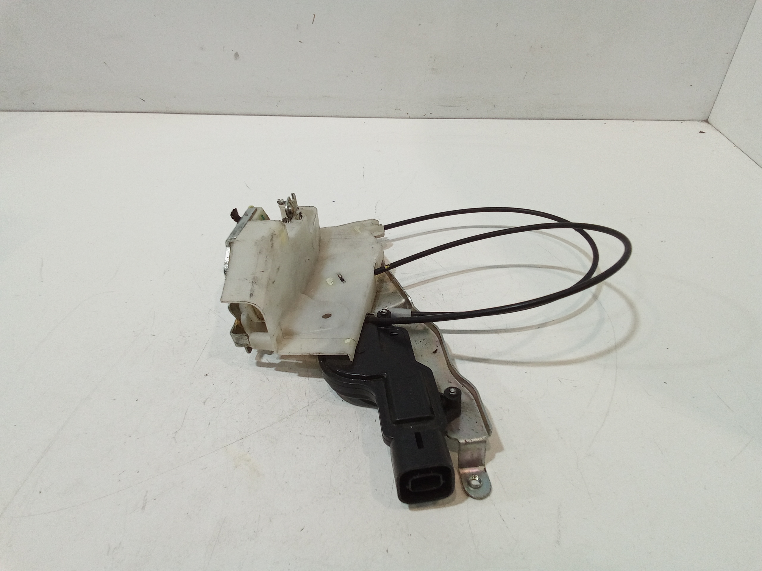 Serratura Anteriore Destra per Nissan Pixo 1 Serie (2009 - 2013)