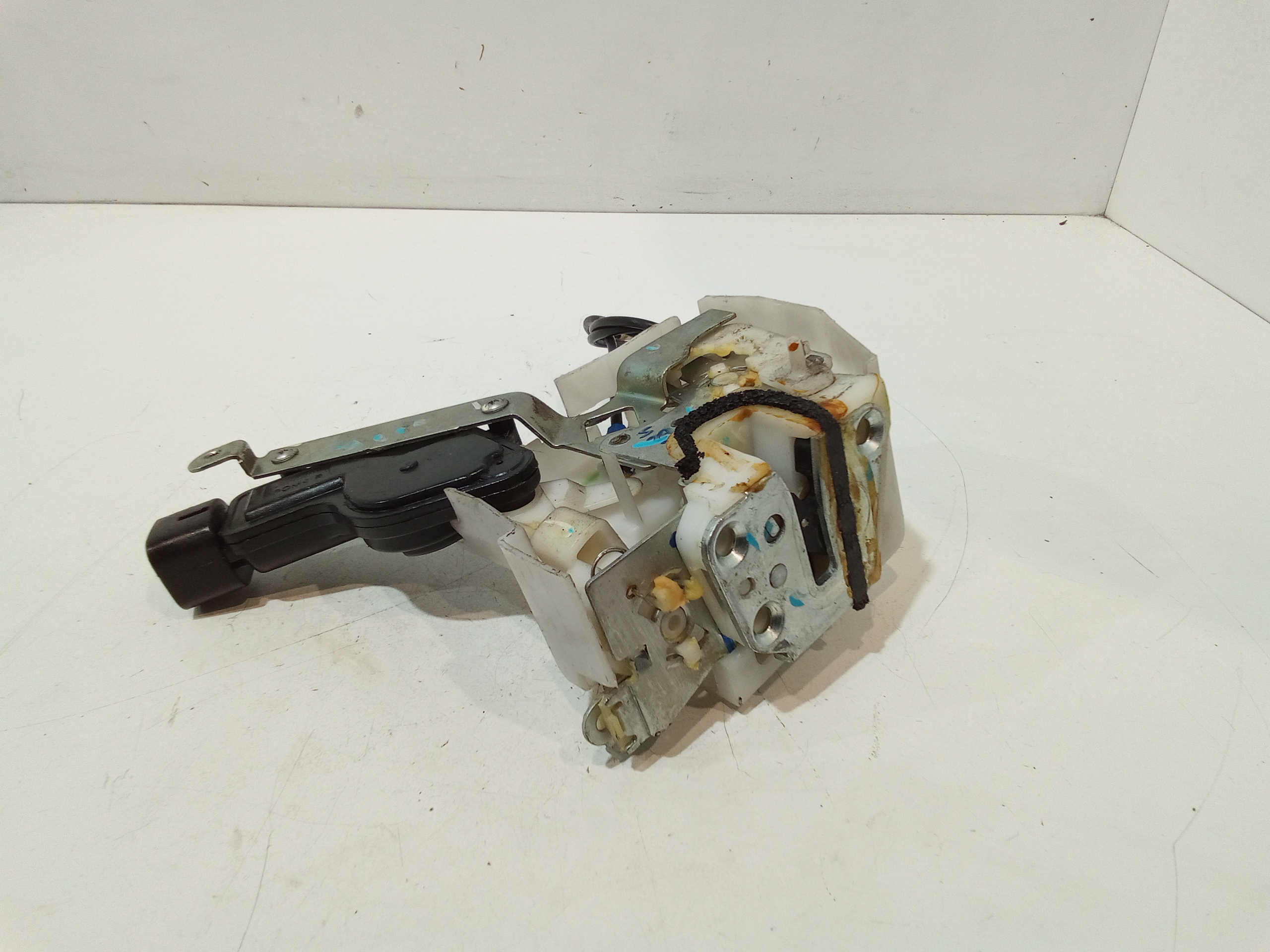 Serratura Posteriore destra per Nissan Pixo 1 Serie (2009 - 2013)