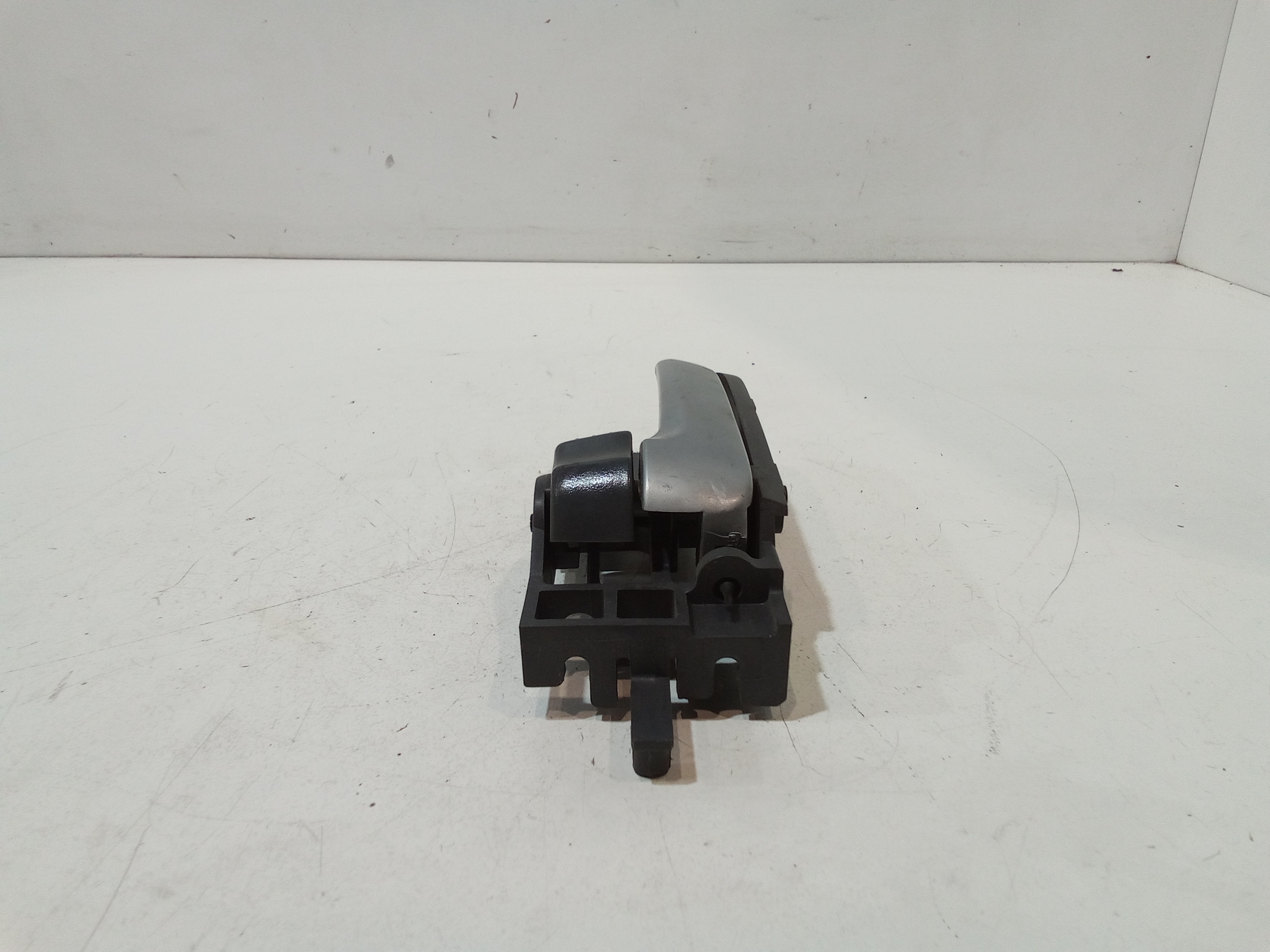 Maniglia interna Posteriore Sinistra per Nissan Pixo 1 Serie (2009 - 2013)