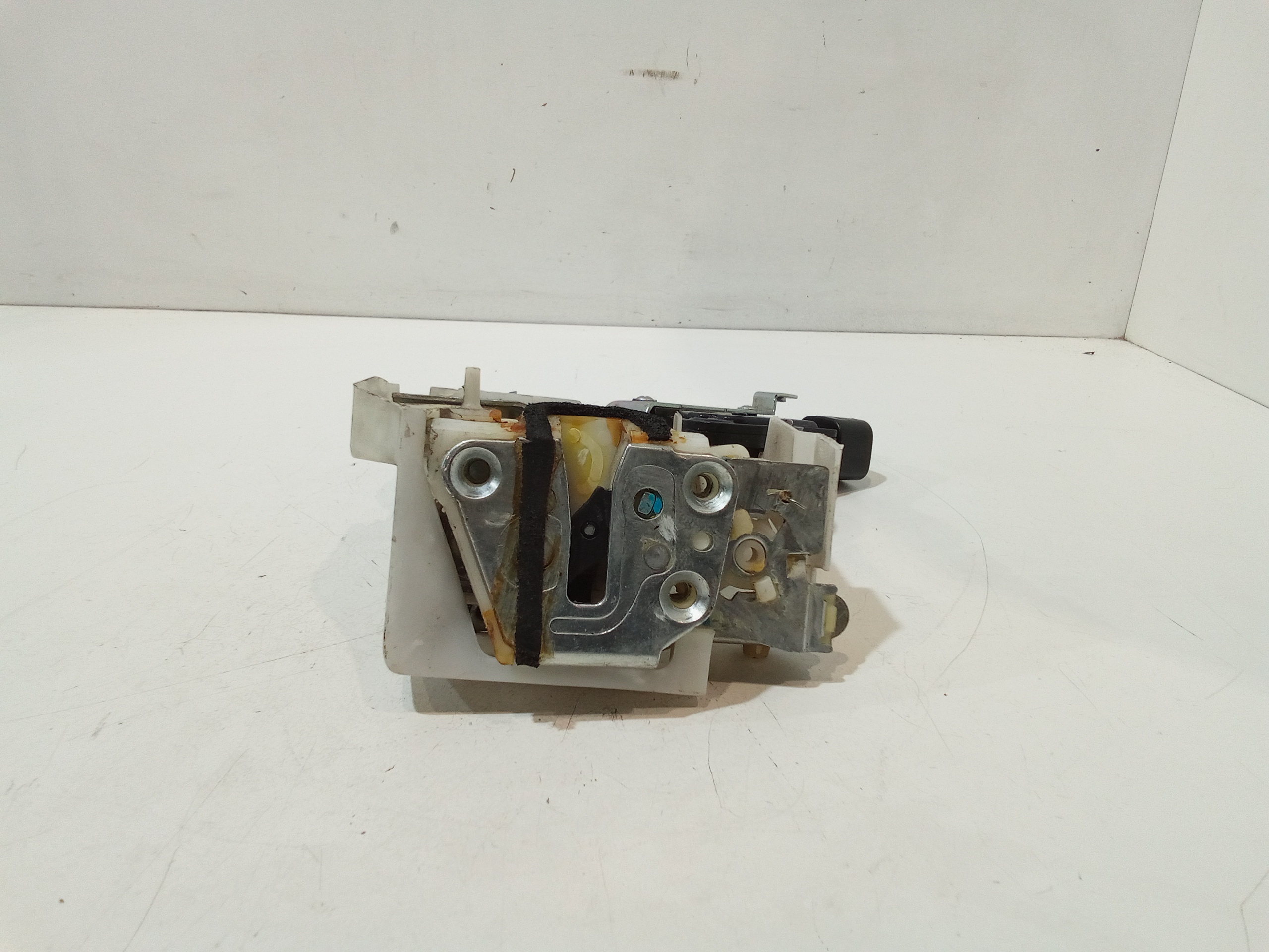 Serratura Posteriore Sinistra per Nissan Pixo 1 Serie (2009 - 2013)