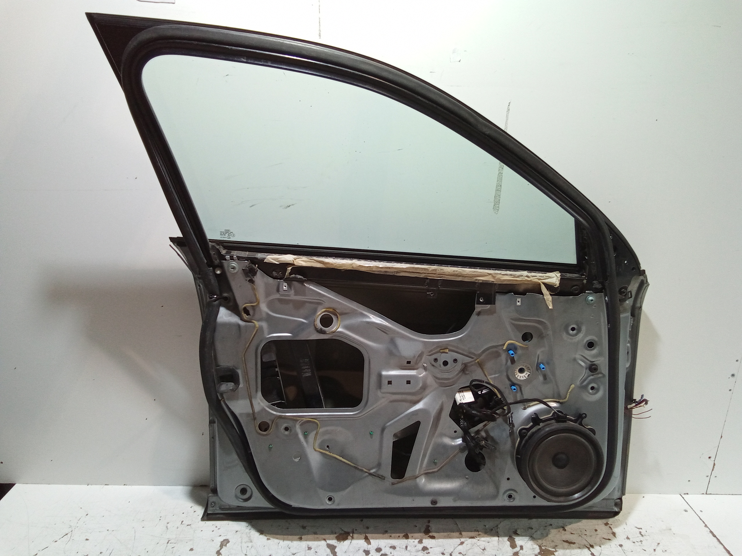 Portiera Anteriore Sinistra per Audi A4 Avant (8ed) (04>08) (2004 - 2008)