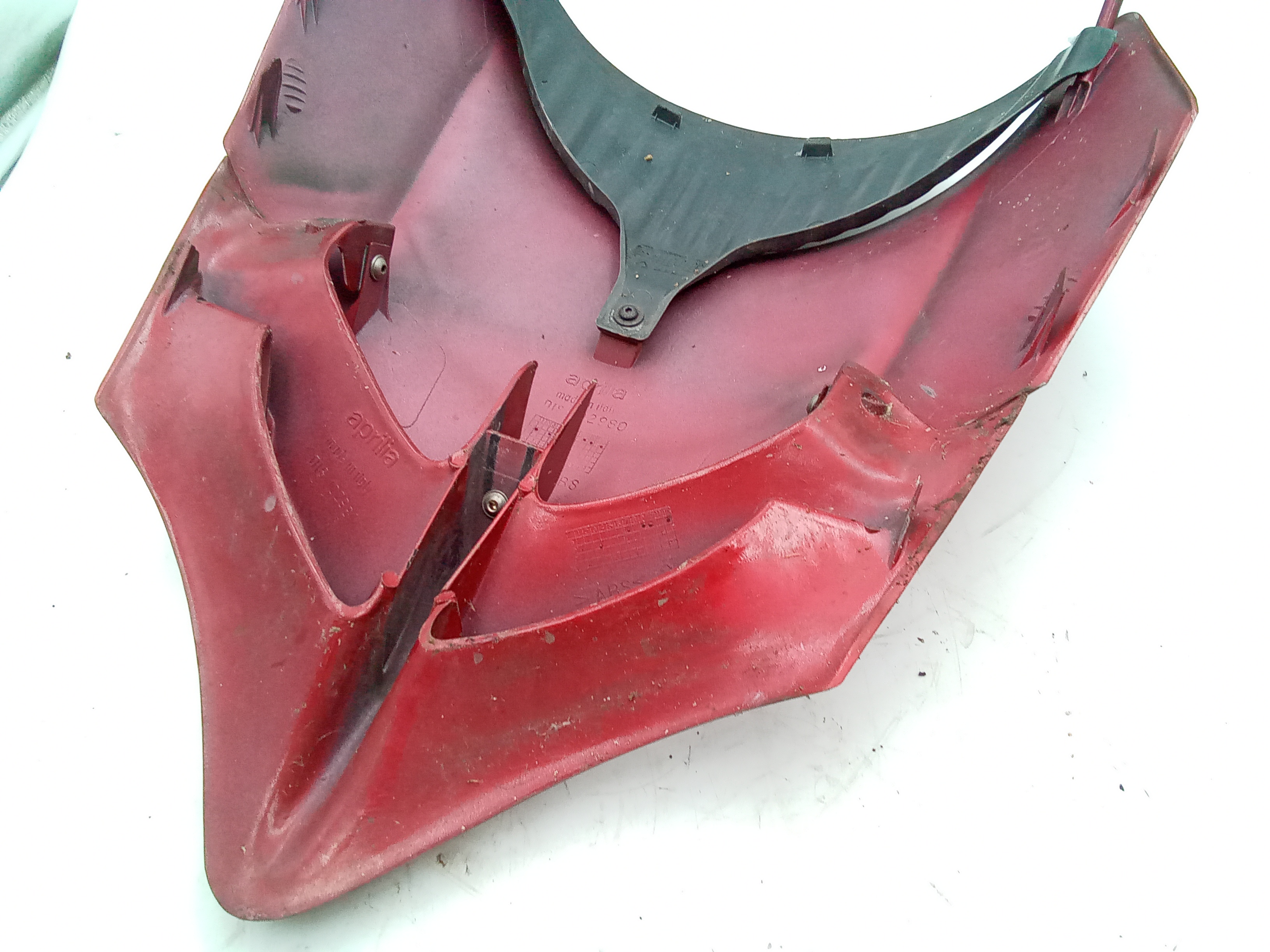 Coperchio scudo anteriore per Aprilia Leonardo 250 (1996 - In produzione)