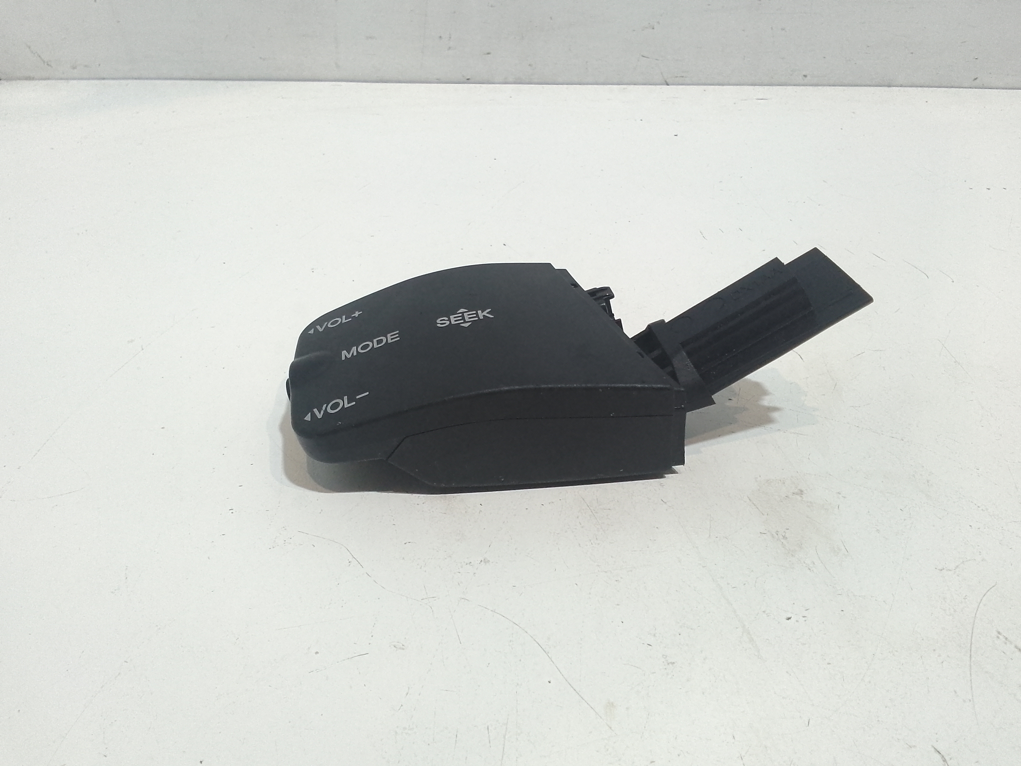 Comandi controllo radio per Ford Focus Berlina 3 Serie (2004 - 2008)