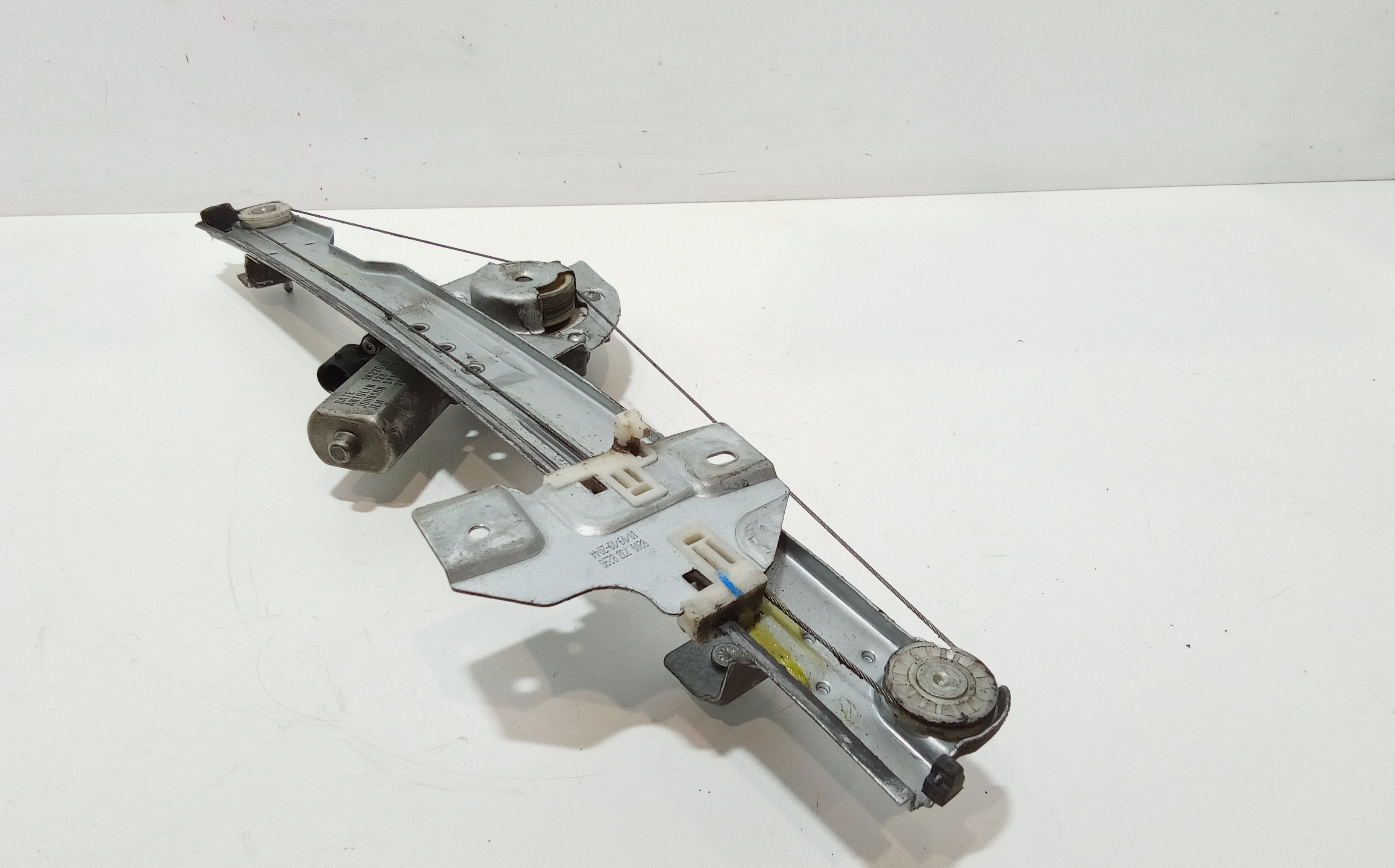 Cremagliera anteriore sinistra Guida per Dacia Sandero 1 Serie (2008 - 2012)