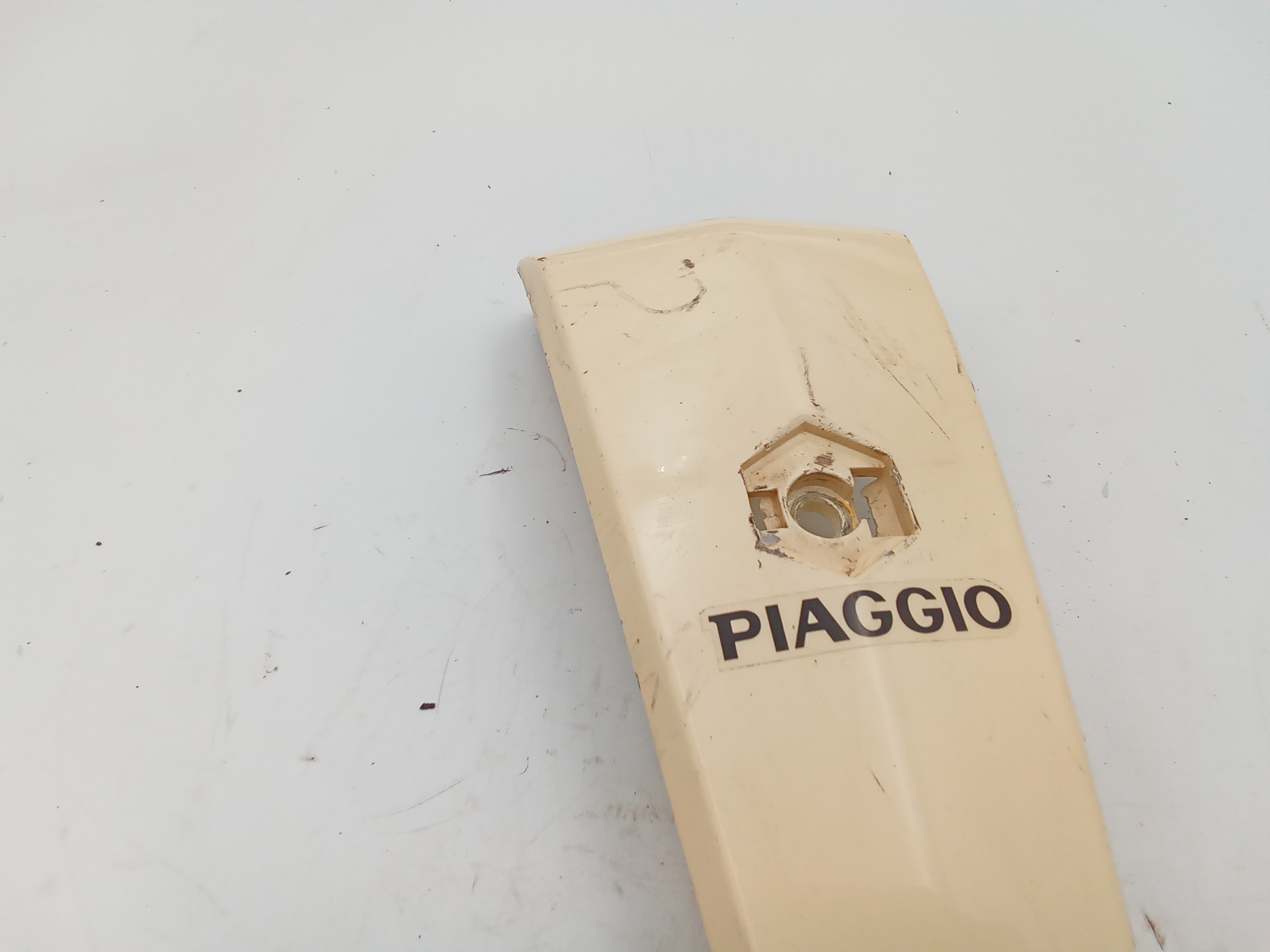 Coperchio scudo anteriore per Piaggio Liberty 50 (2004 - In produzione)