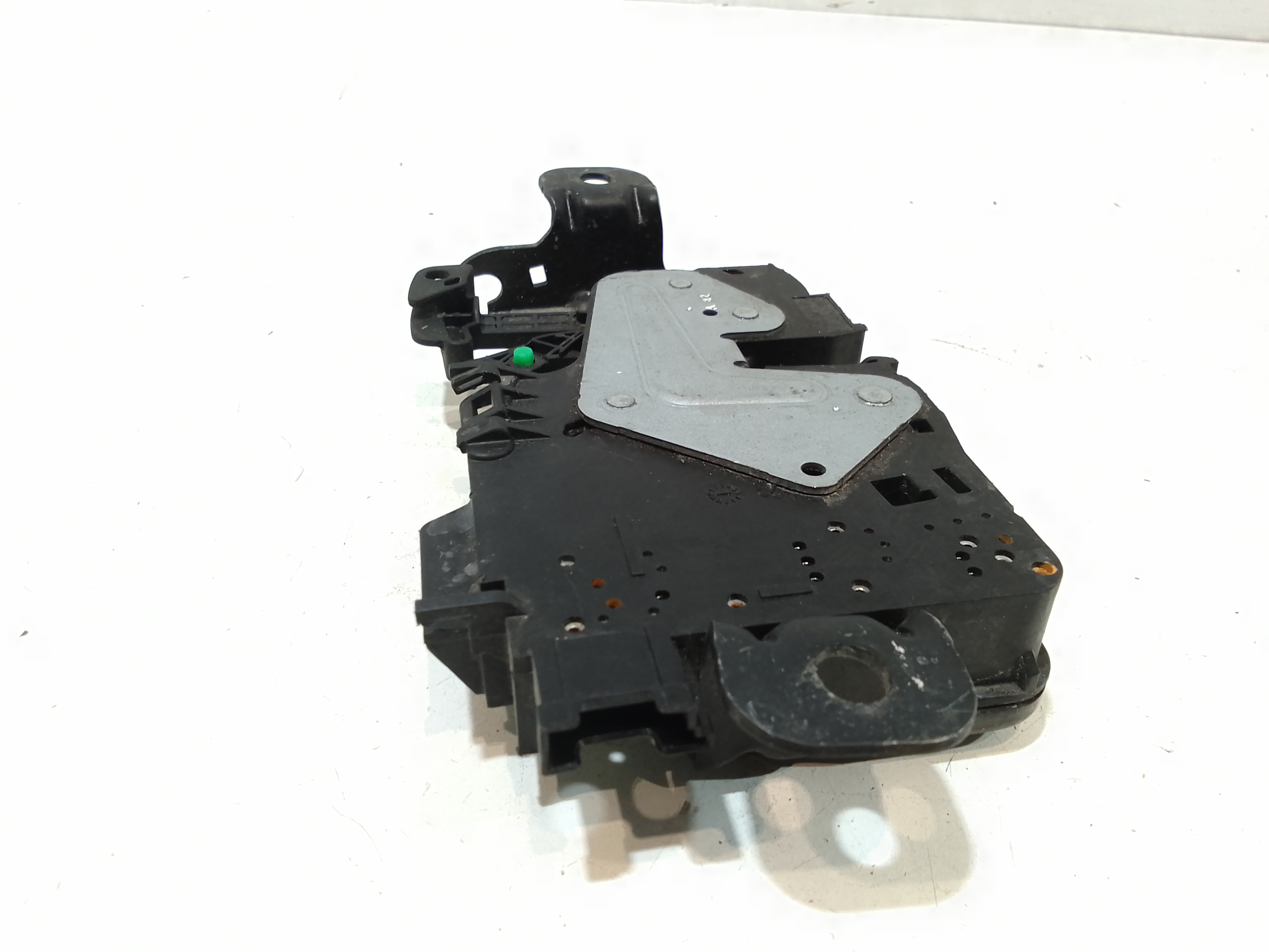 Serratura Cofano Posteriore per Bmw Serie 1 F40 (19>) (2019 - In produzione)