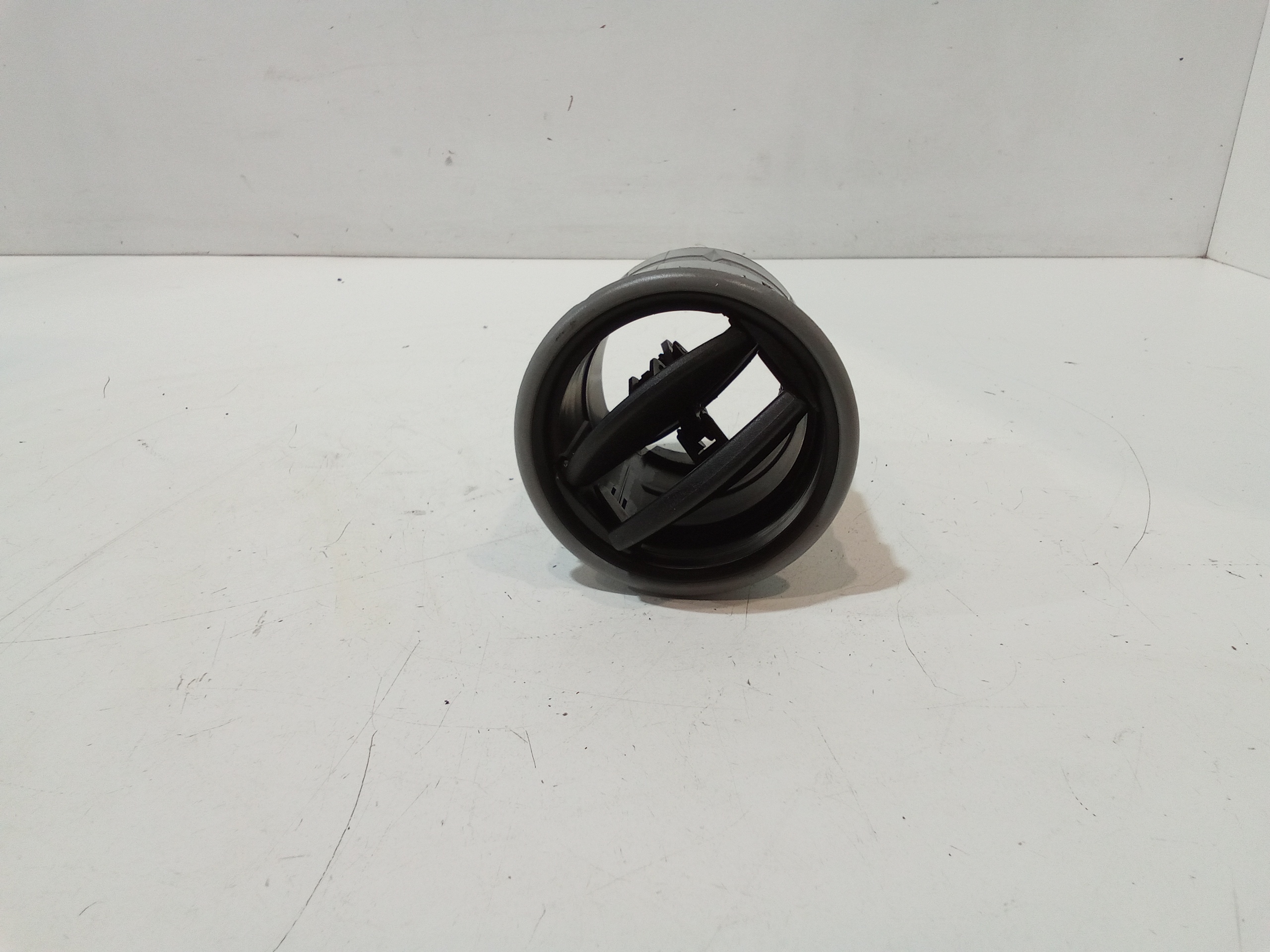 Bocchetta aria cruscotto lato guida per Peugeot Partner Serie (16>) (2016 - In produzione)