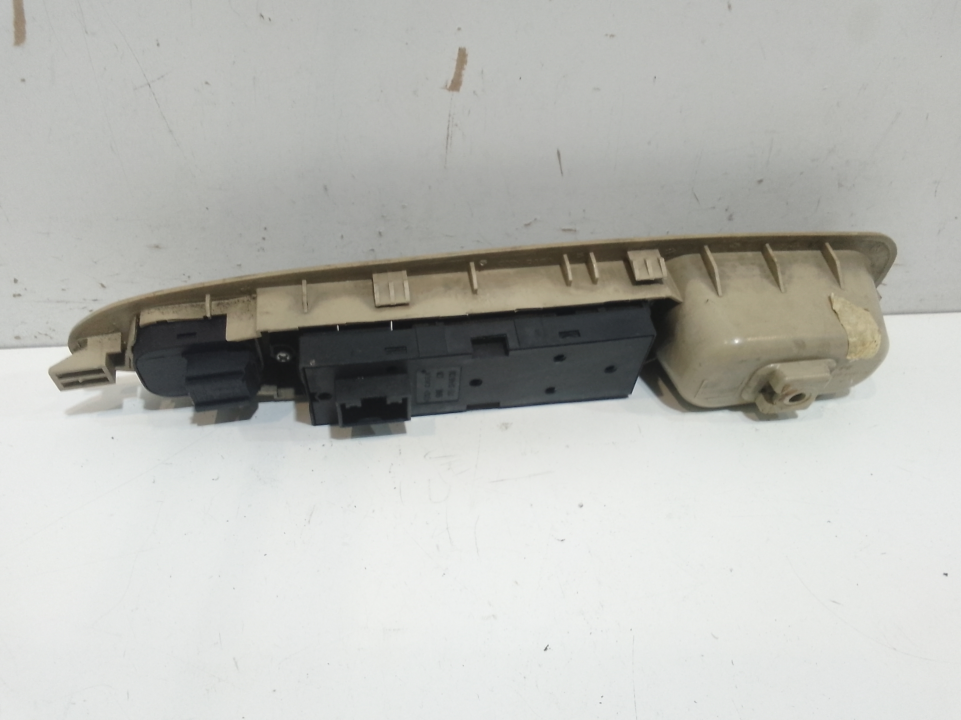 Pulsantiera anteriore sinistra Guida per Dr 5 1 Serie (2007 - 2014)