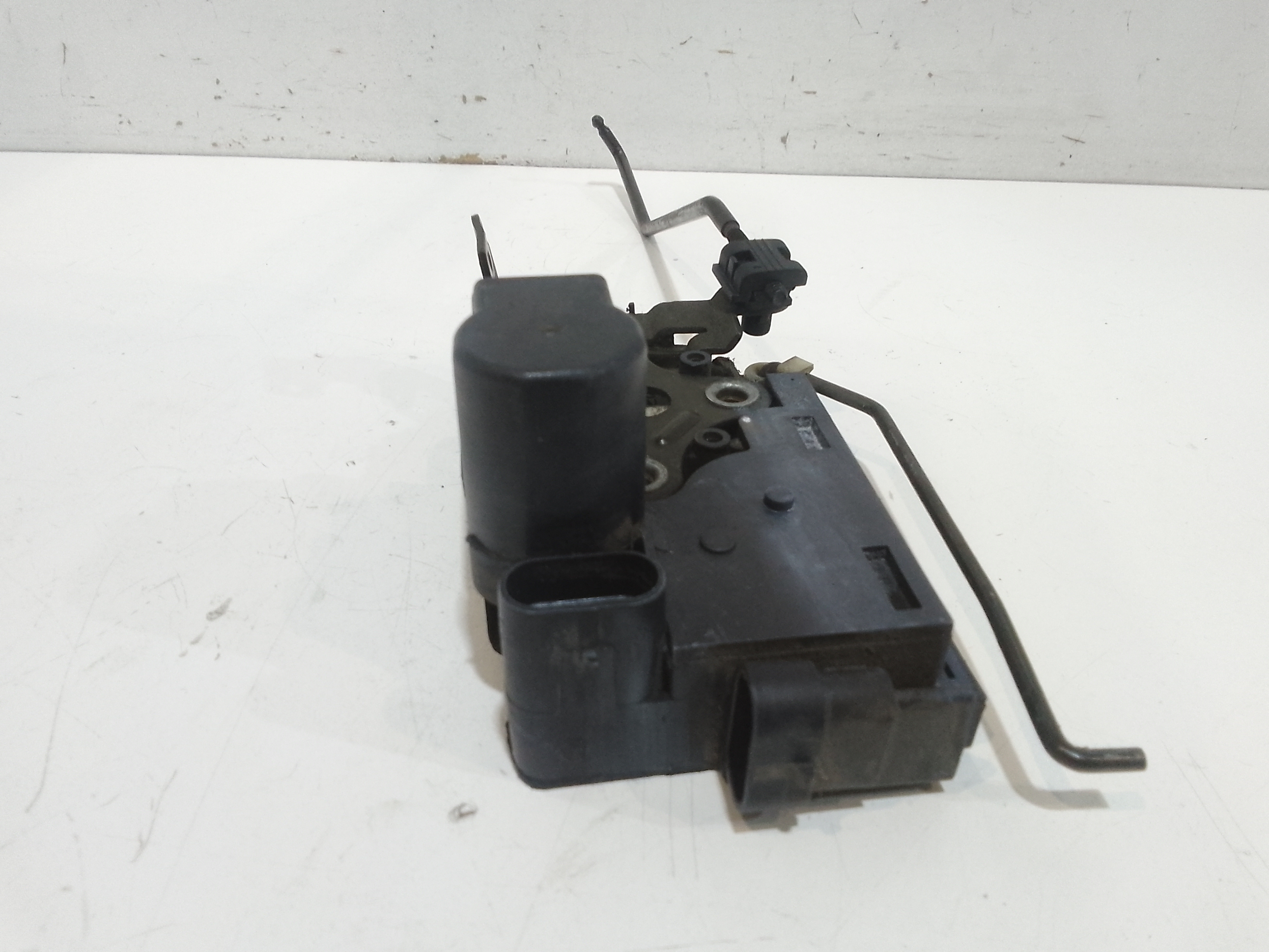 Serratura Anteriore Sinistra per Dr 5 1 Serie (2007 - 2014)