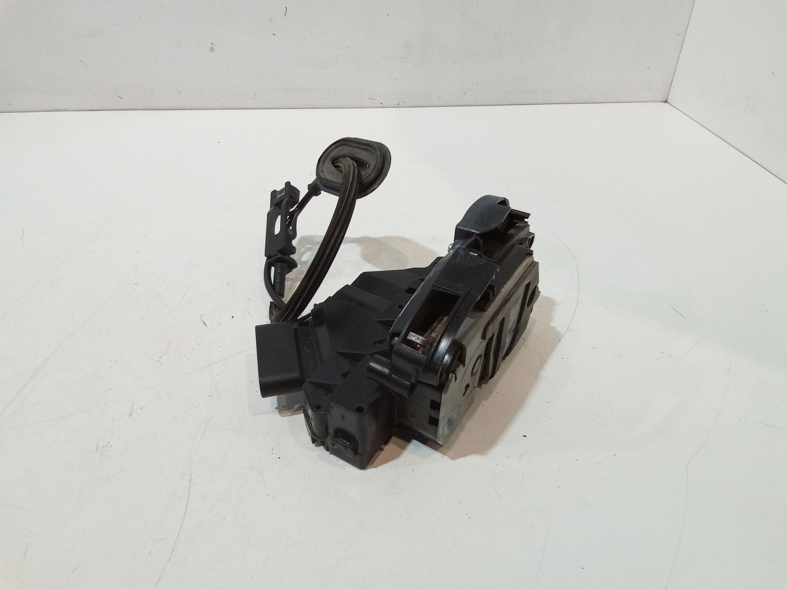 Serratura Anteriore Sinistra per Ford Fiesta 6 Serie (2008 - 2017)