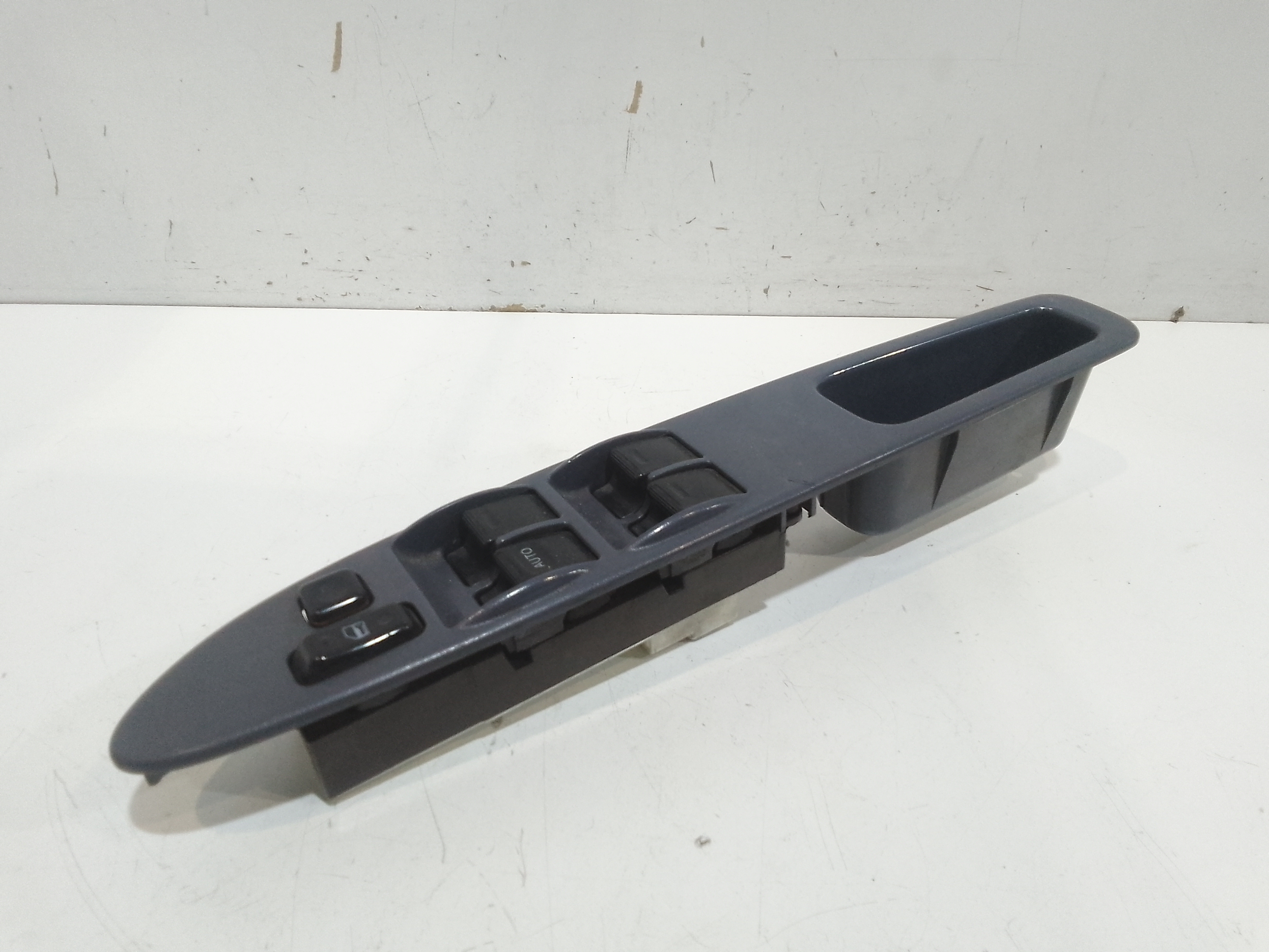 Pulsantiera anteriore sinistra Guida per Toyota Picnic (1996 - 2001)