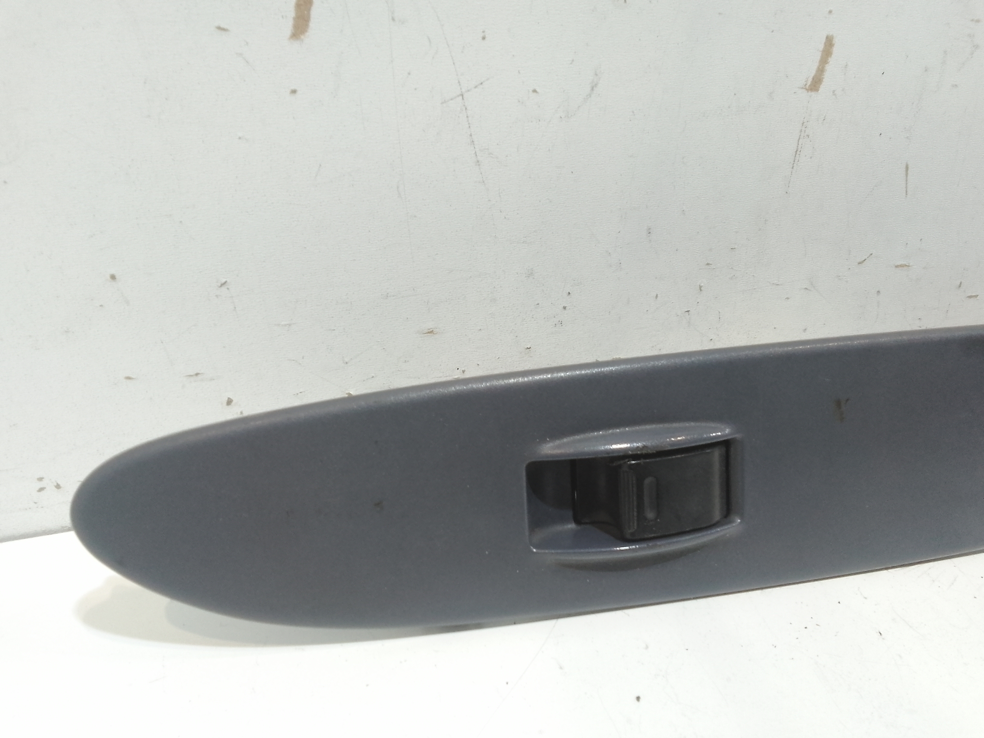 Pulsantiera Anteriore Destra Passeggero per Toyota Picnic (1996 - 2001)