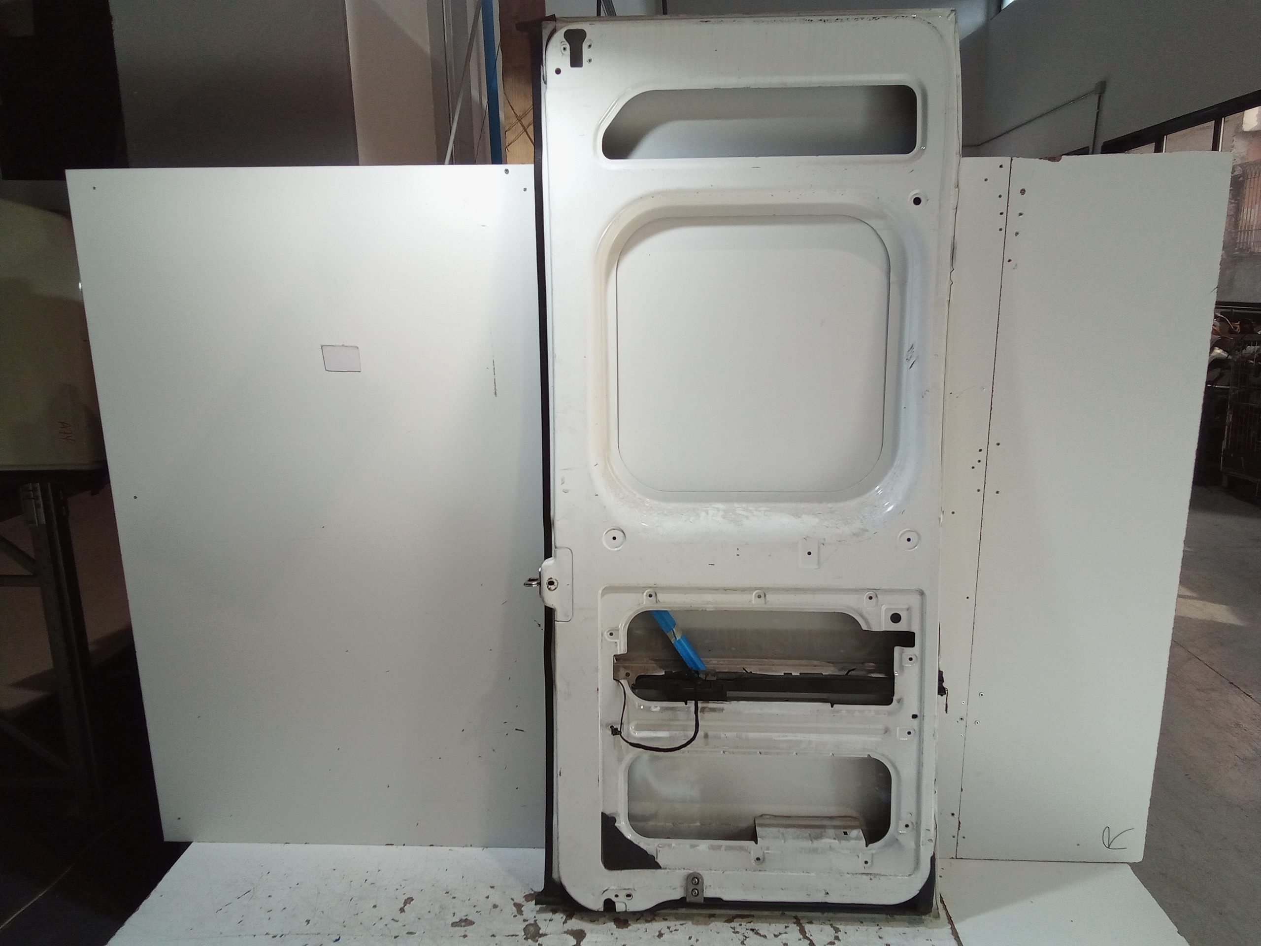 Porta carico posteriore a battente SX lato guida Non vetrata per Peugeot Boxer 4 Serie (2011 - In produzione)