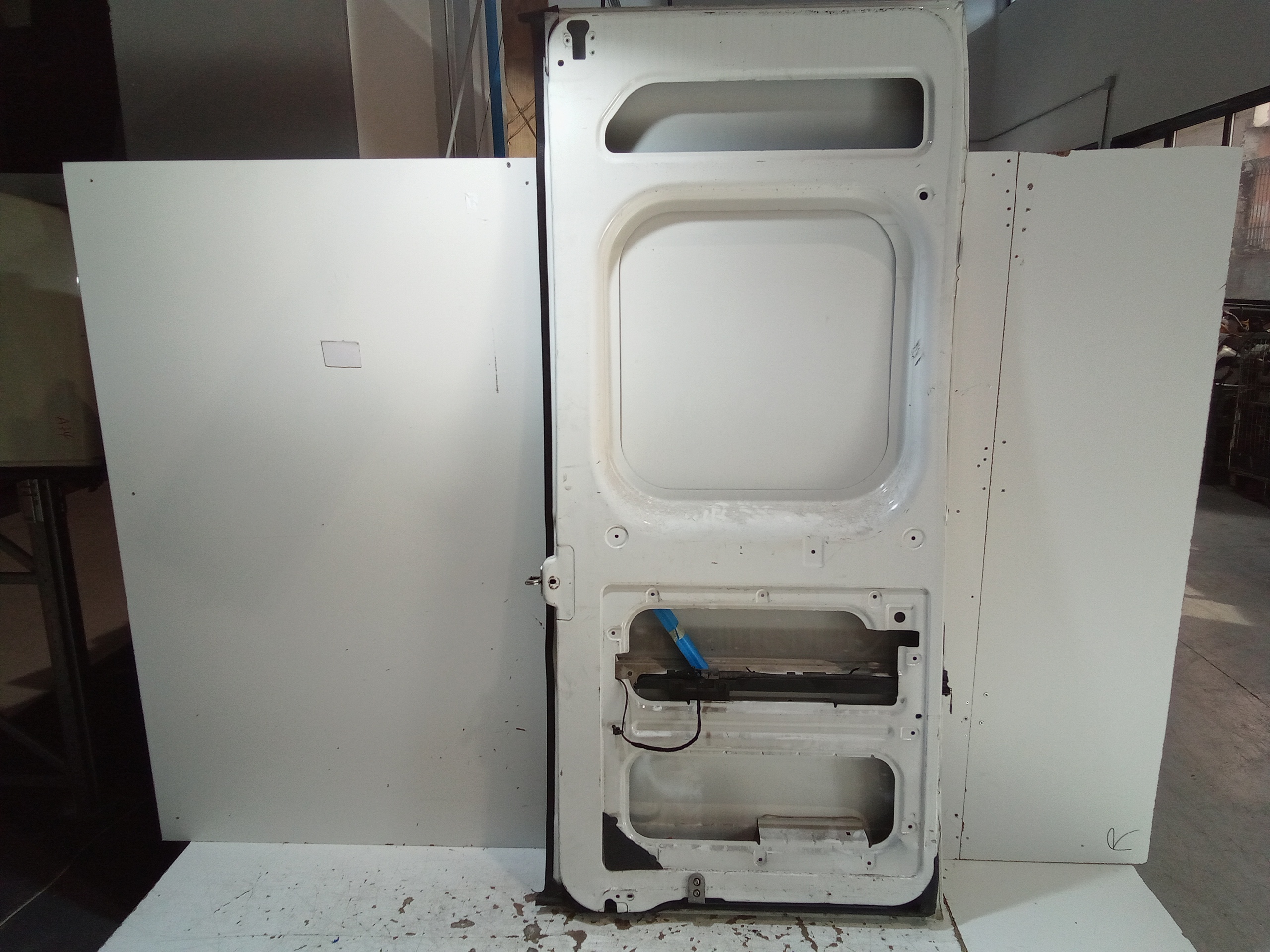 Porta carico posteriore a battente SX lato guida Non vetrata per Peugeot Boxer 4 Serie (2011 - In produzione)