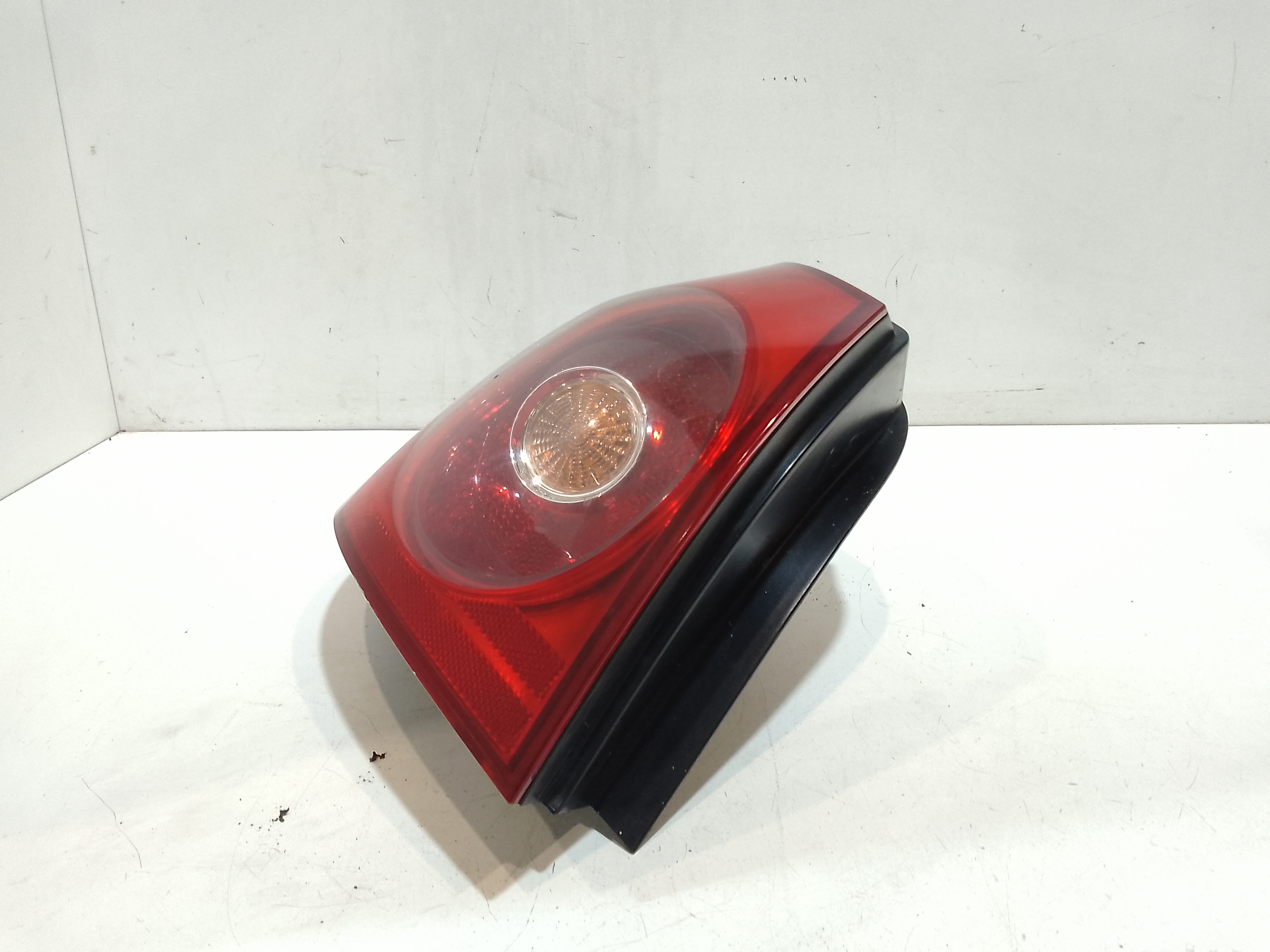 Stop fanale Posteriore sinistro lato Guida per Volkswagen Golf 5 Berlina (03>08) (2003 - 2008)