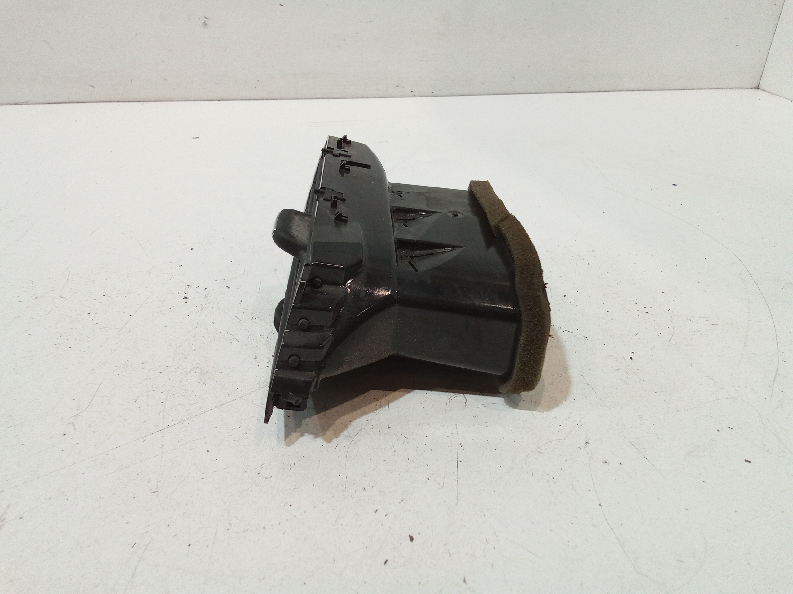 Bocchetta aria cruscotto lato passeggero per Opel Corsa E 3 Serie (2015 - In produzione)