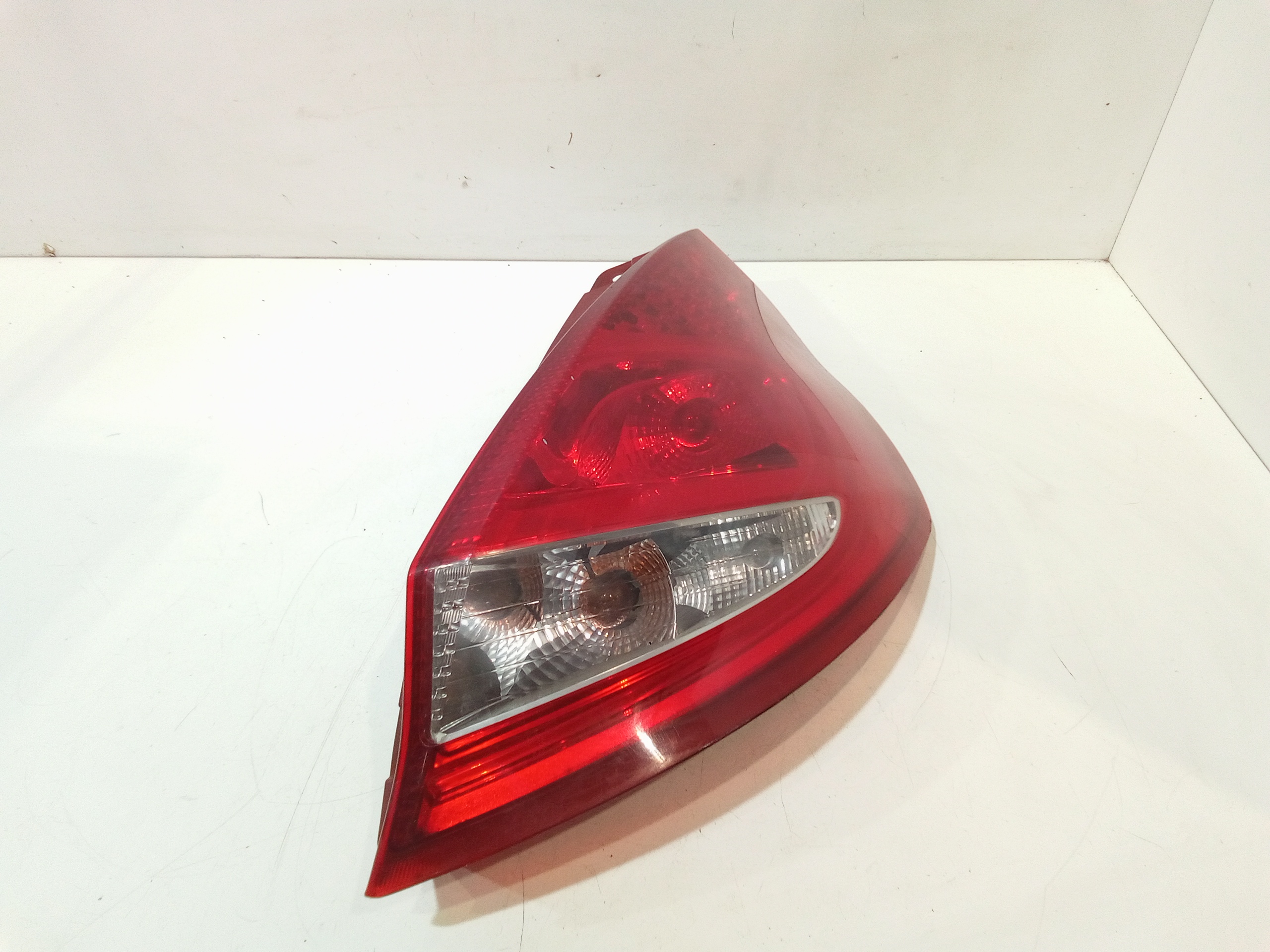 Stop fanale posteriore Destro Passeggero per Ford Fiesta 6 Serie (2008 - 2017)