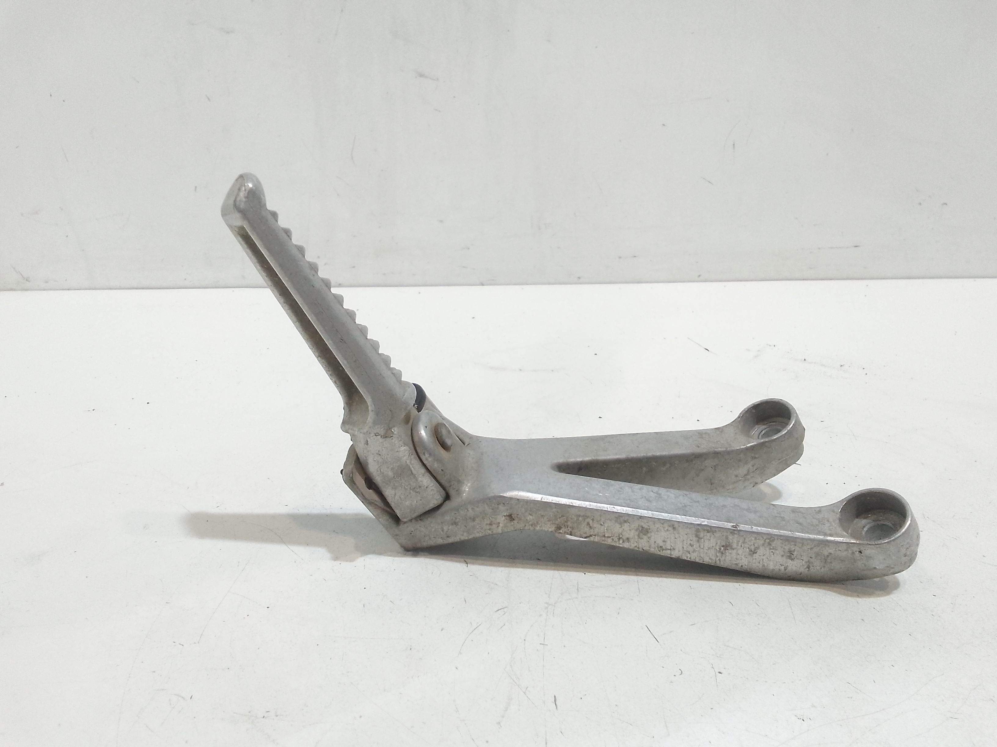 Staffa supporto pedalino per Honda CBR 900 RR Fireblade (2000 - 2001)