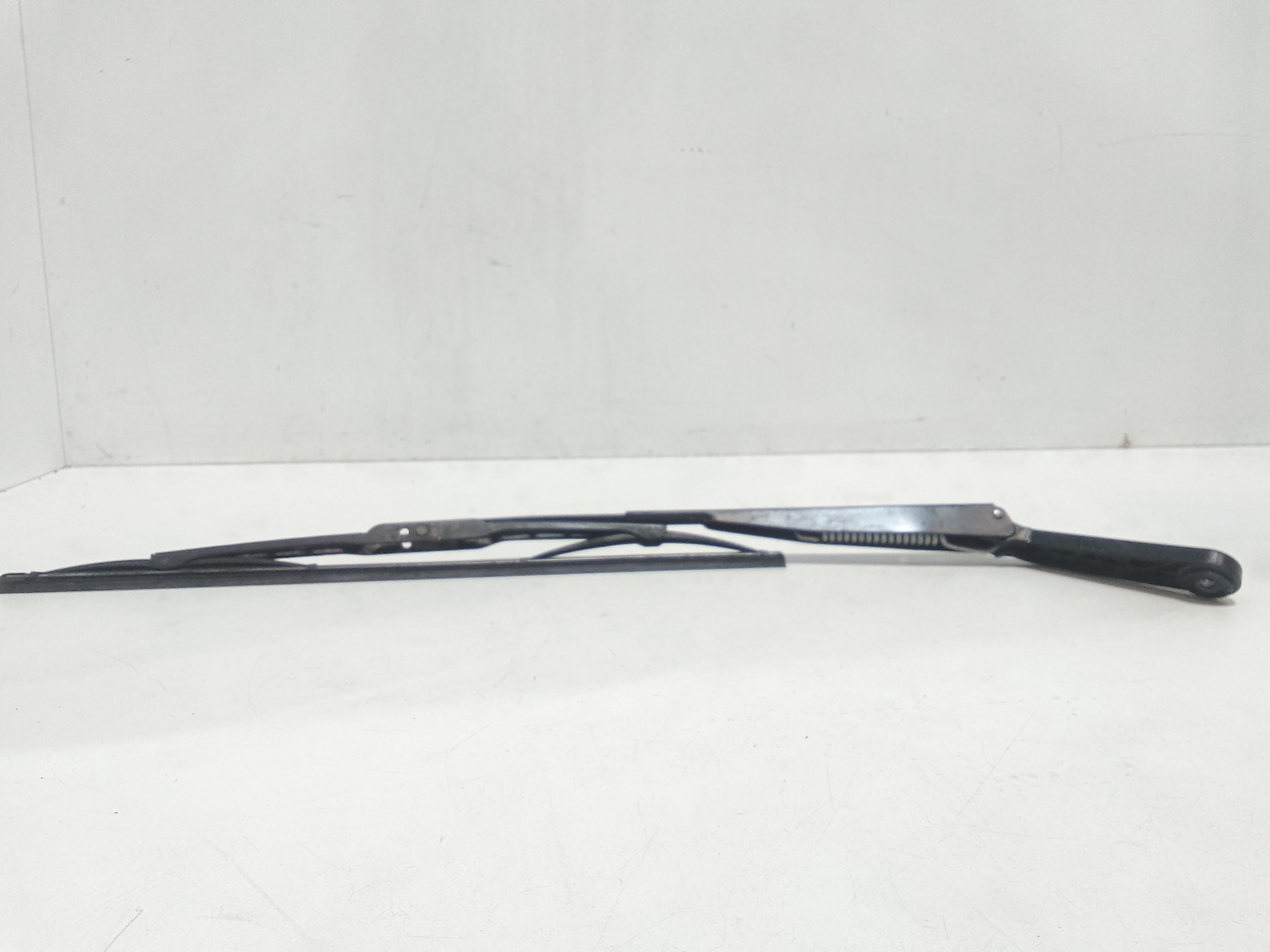 Braccio Tergicristallo Anteriore per Chatenet CH 30 (2013 - 2016)