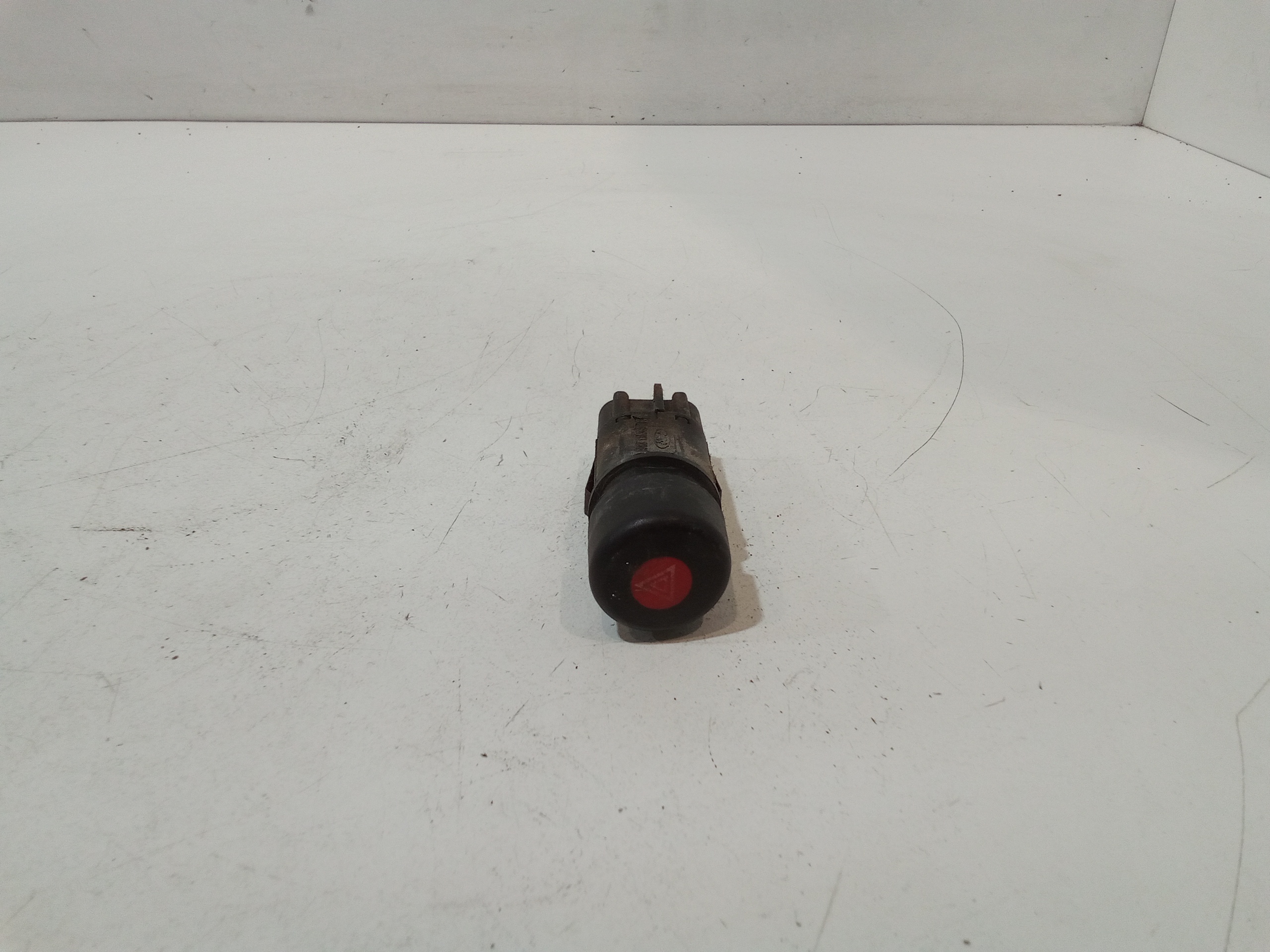 Pulsante luci di emergenza per Ford Transit Serie (00>06) (2000 - 2006)