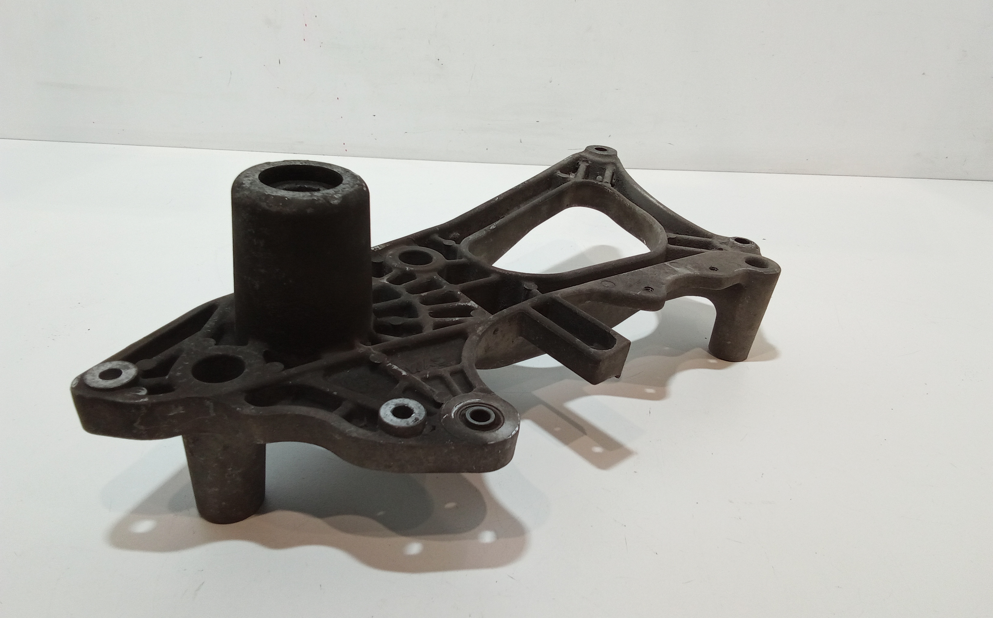 Staffa supporto marmitta per Sym Hd 200cc. (06>10) (2006 - 2010)