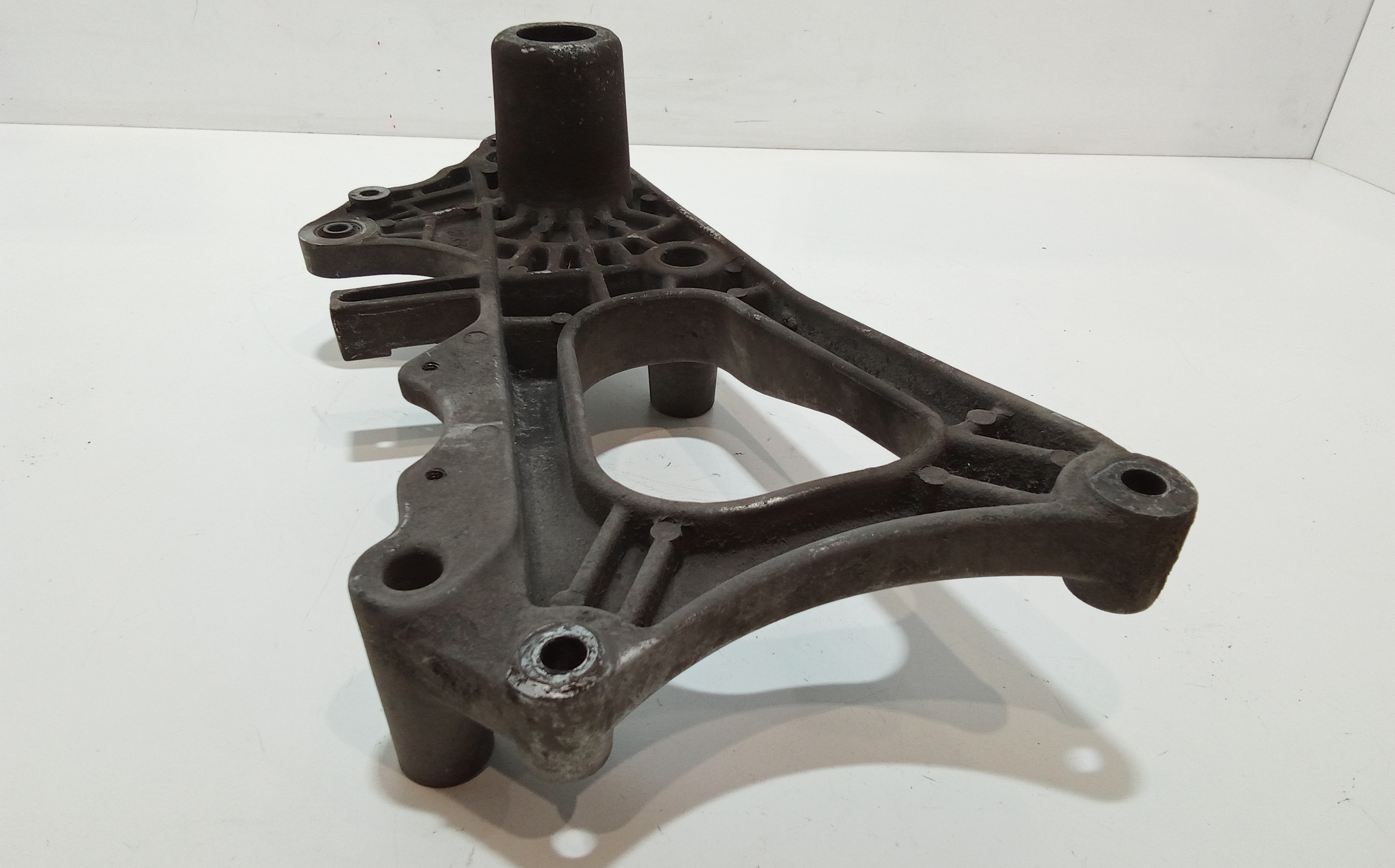 Staffa supporto marmitta per Sym Hd 200cc. (06>10) (2006 - 2010)