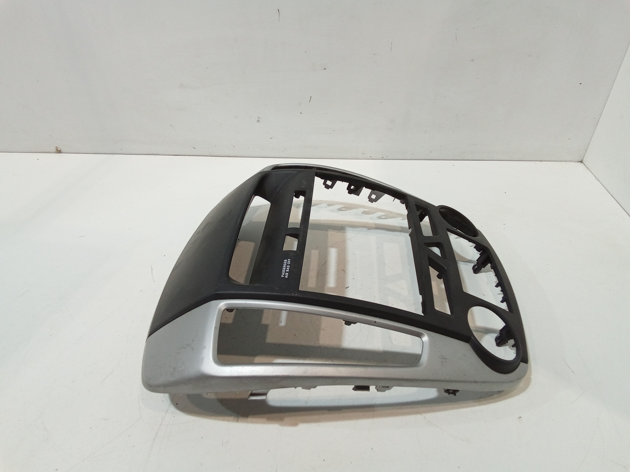 Modanatura Centrale Cruscotto per Kia Cee d Sporty Wagon (2007 - In produzione)