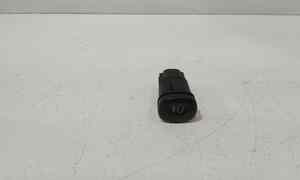 Pulsante fendinebbia per Mazda Tribute (2000 - 2011)