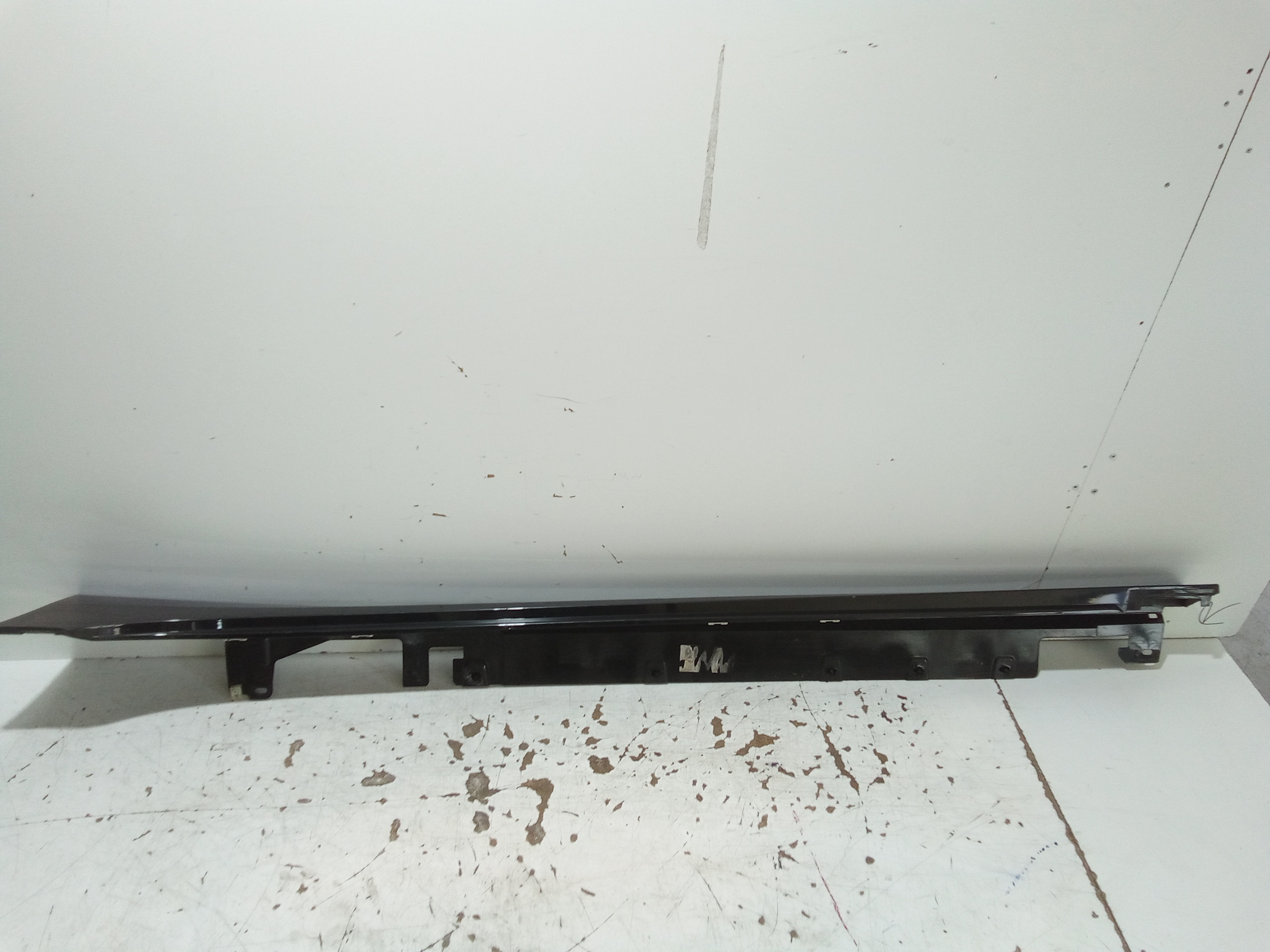 Minigonna Laterale Sinistra per Bmw Serie 1 F40 (19>) (2019 - In produzione)