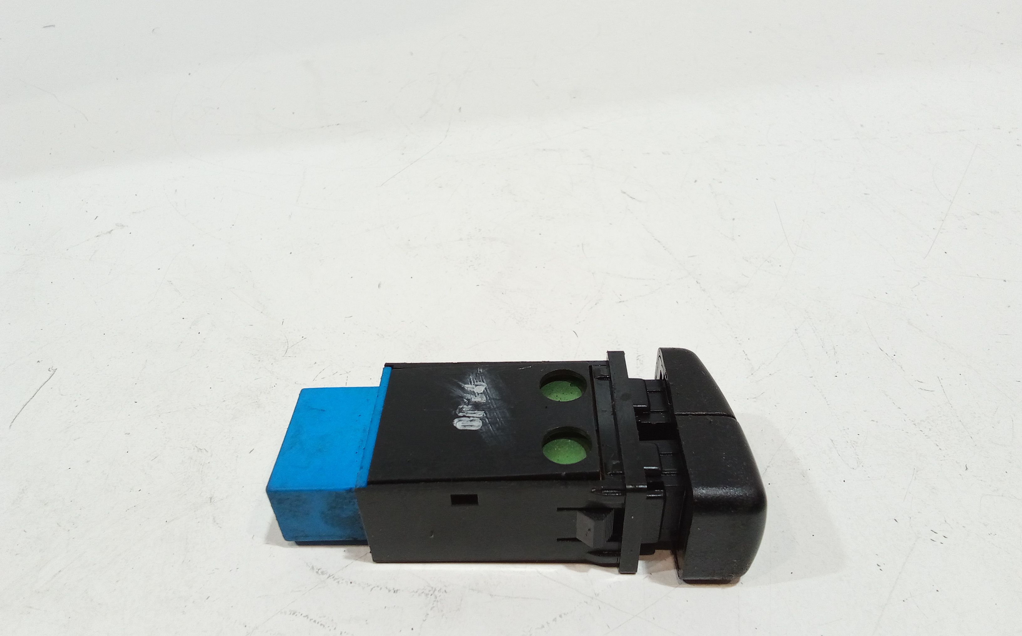 Pulsante Tergilunotto posteriore per Kia Sportage Serie (98>04) (1998 - 2004)