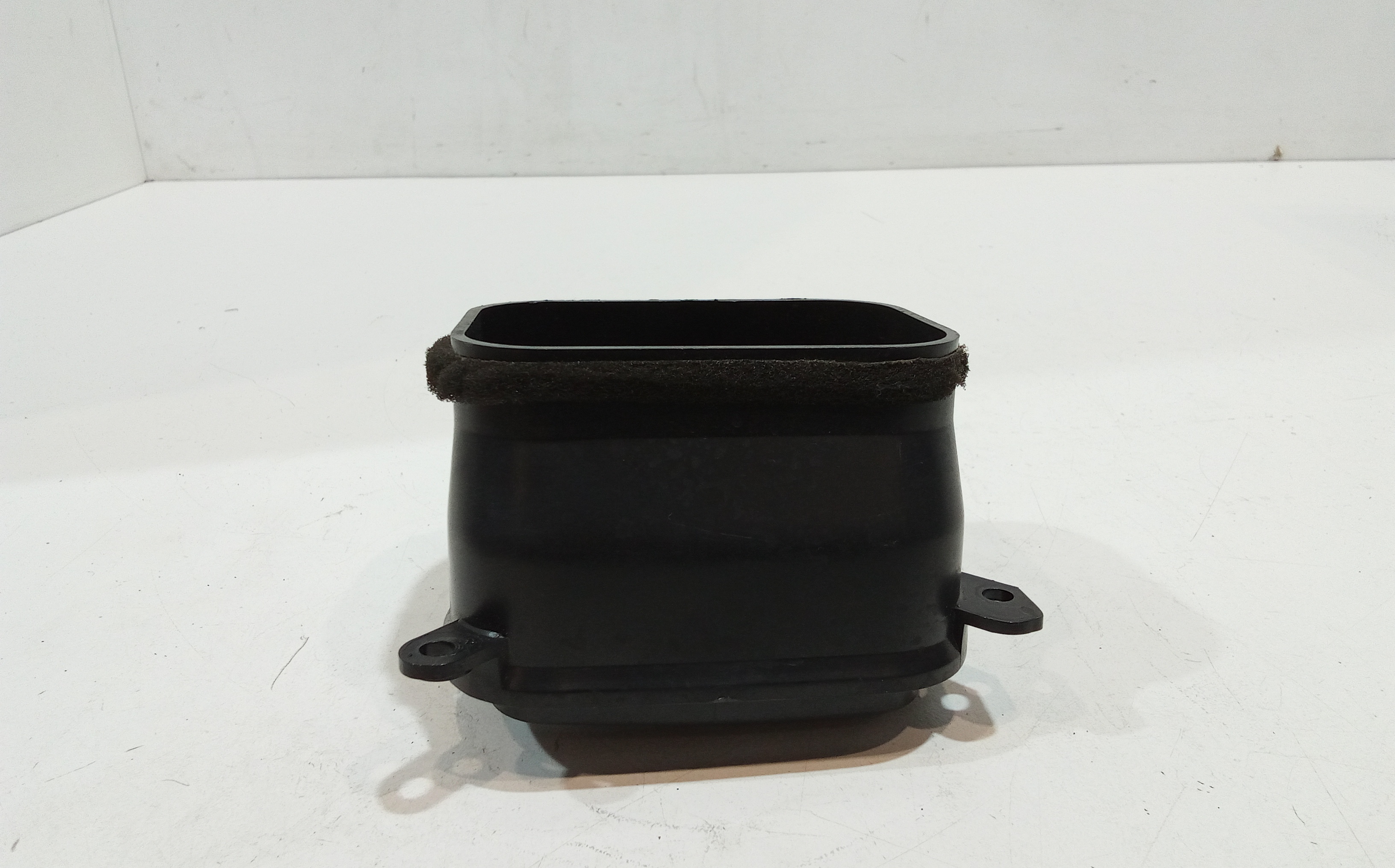 Bocchetta aria cruscotto lato guida per Kia Sportage Serie (98>04) (1998 - 2004)