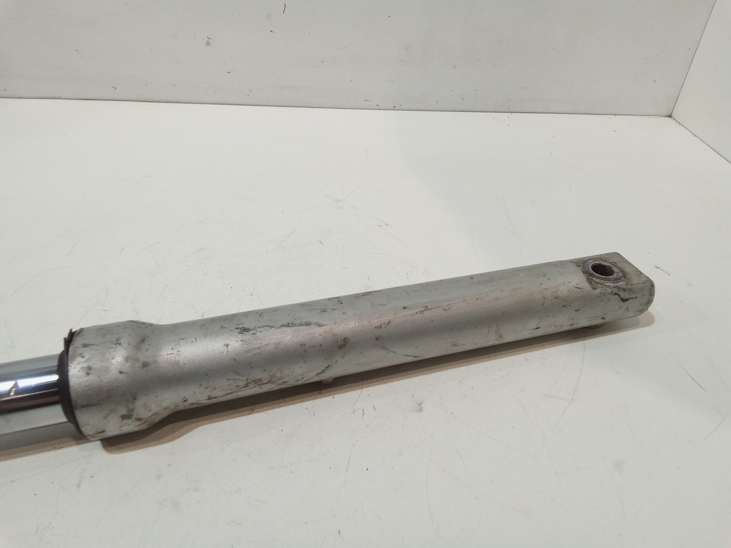 Gambale stelo forcella DX per Keeway Motor Outlook 150cc (2007 - 2008)