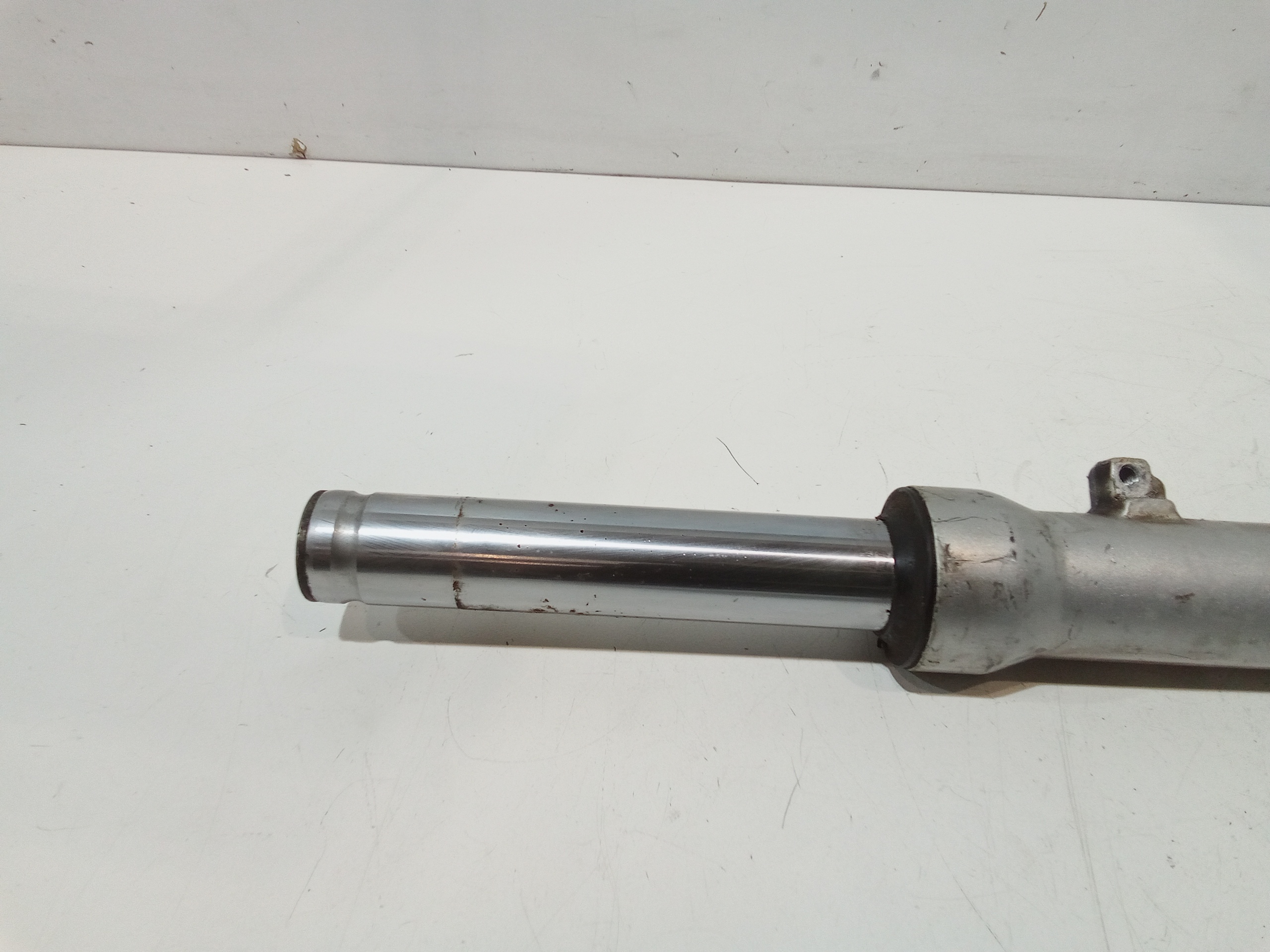 Gambale stelo forcella SX per Keeway Motor Outlook 150cc (2007 - 2008)