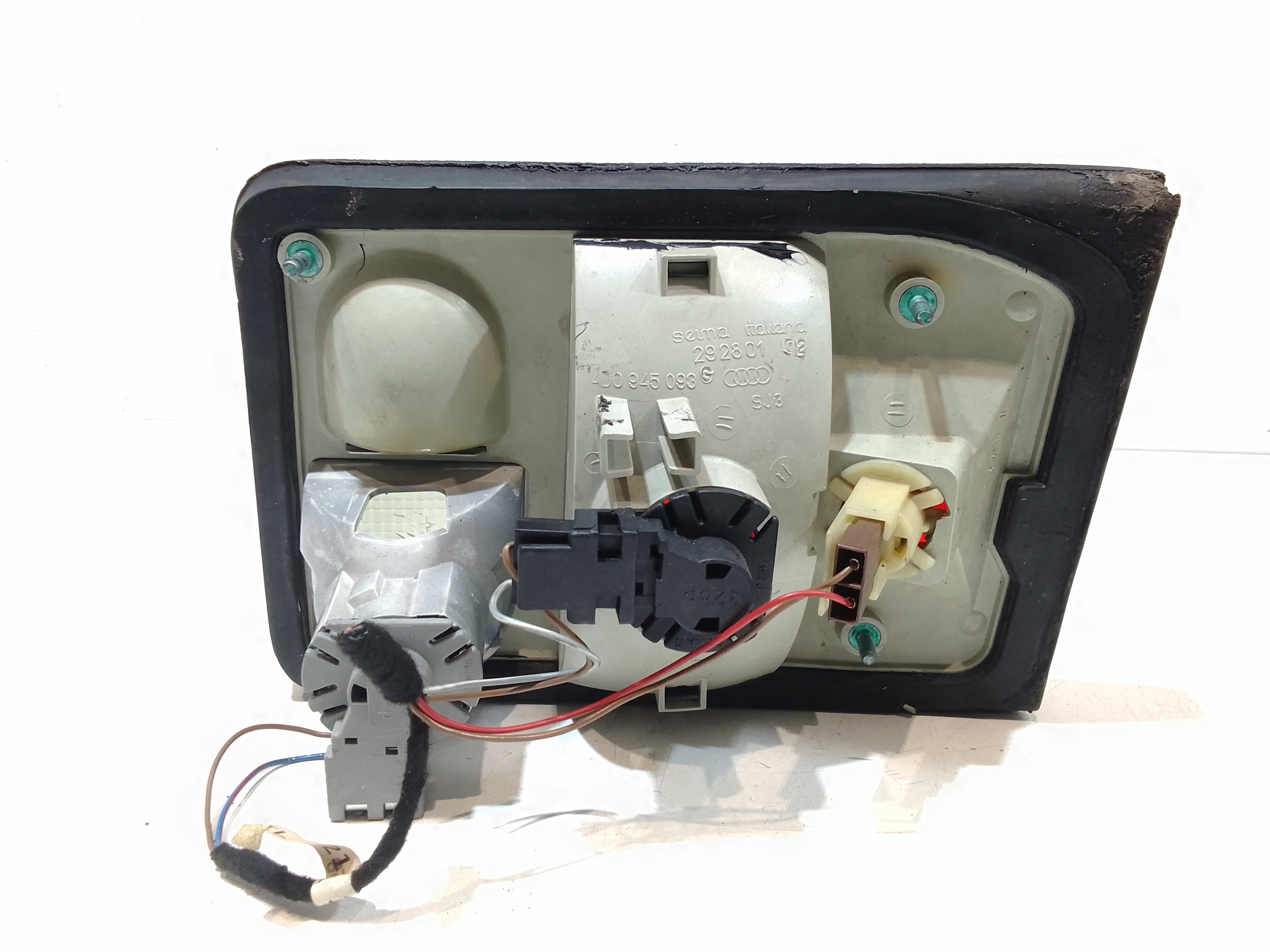 Stop Posteriore Sinistro Integrato nel Portello per Audi A8 1a serie (1994 - 2001)