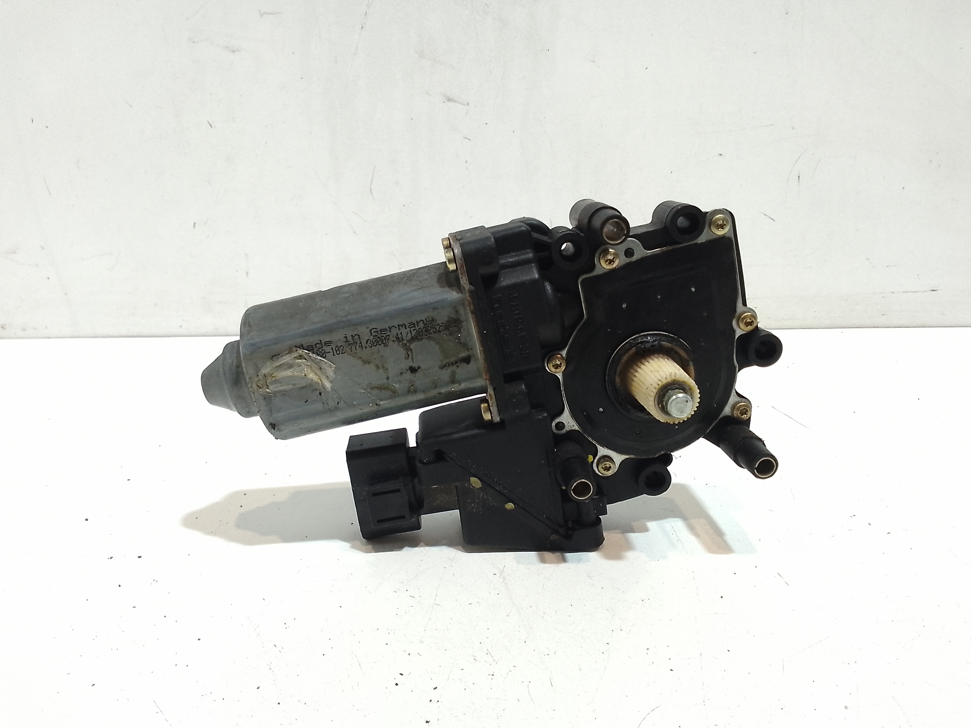 Motorino Alzavetro posteriore destra per Audi A8 1a serie (1994 - 2001)