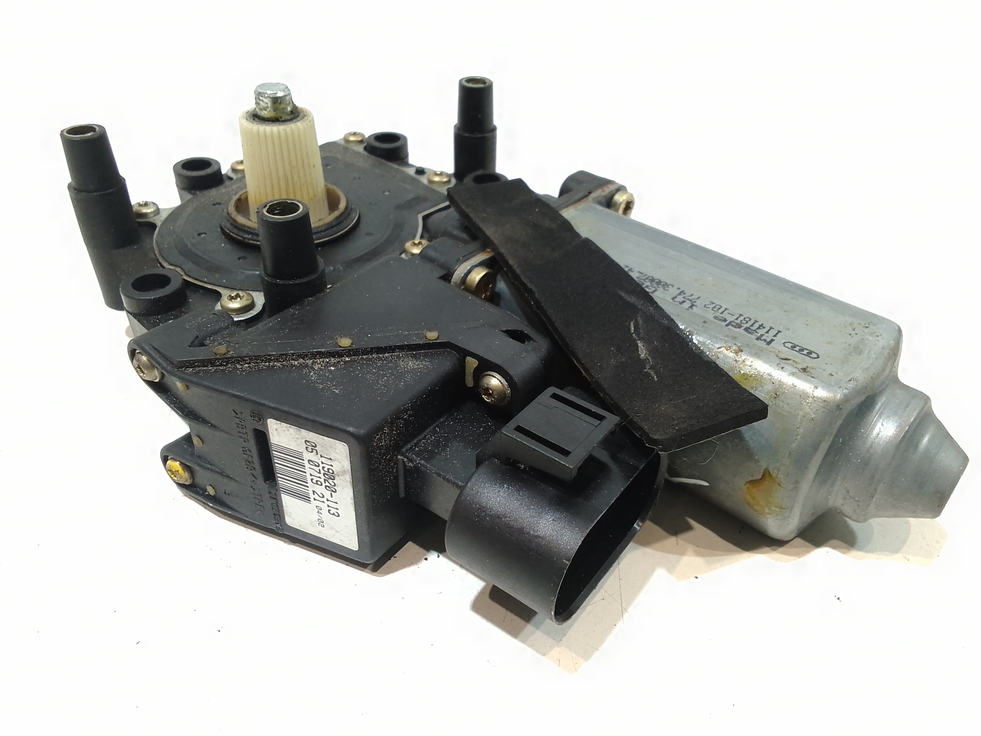 Motorino Alzavetro anteriore Sinistro per Audi A8 1a serie (1994 - 2001)