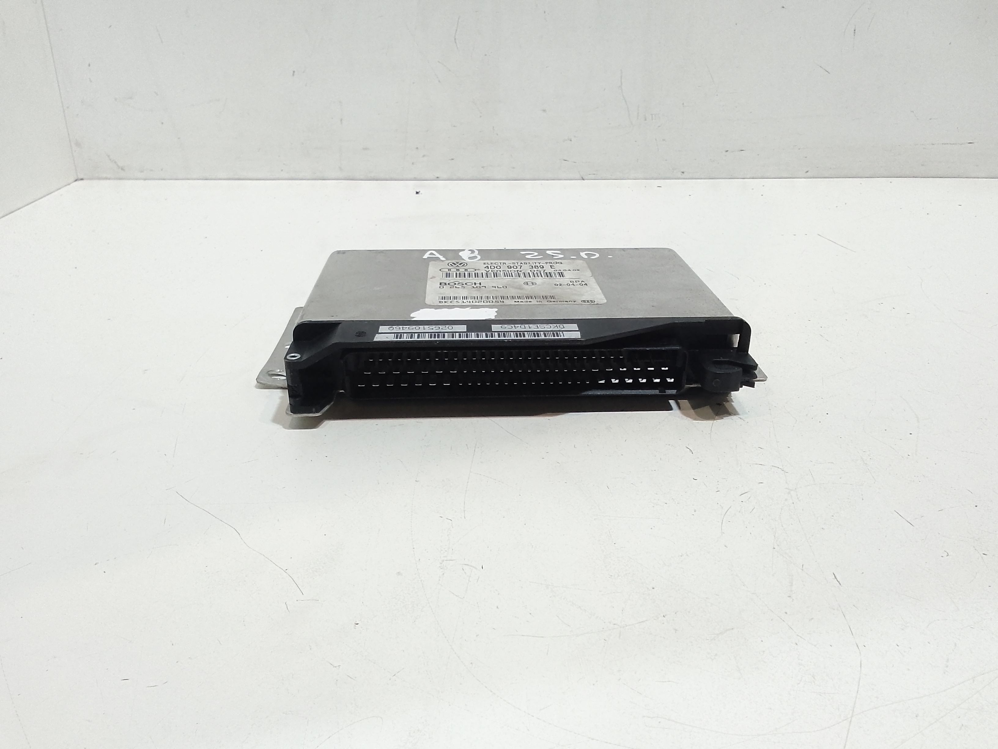 Centralina Iniezione per Audi A8 1a serie (1994 - 2001)