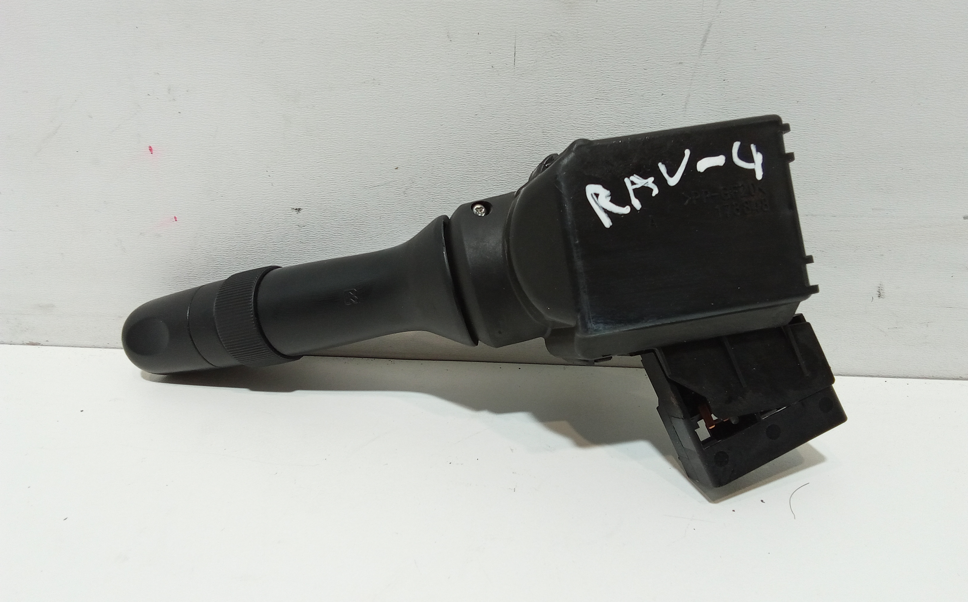 Devioluci destro per Toyota Rav4 4 Serie (2005 - 2009)