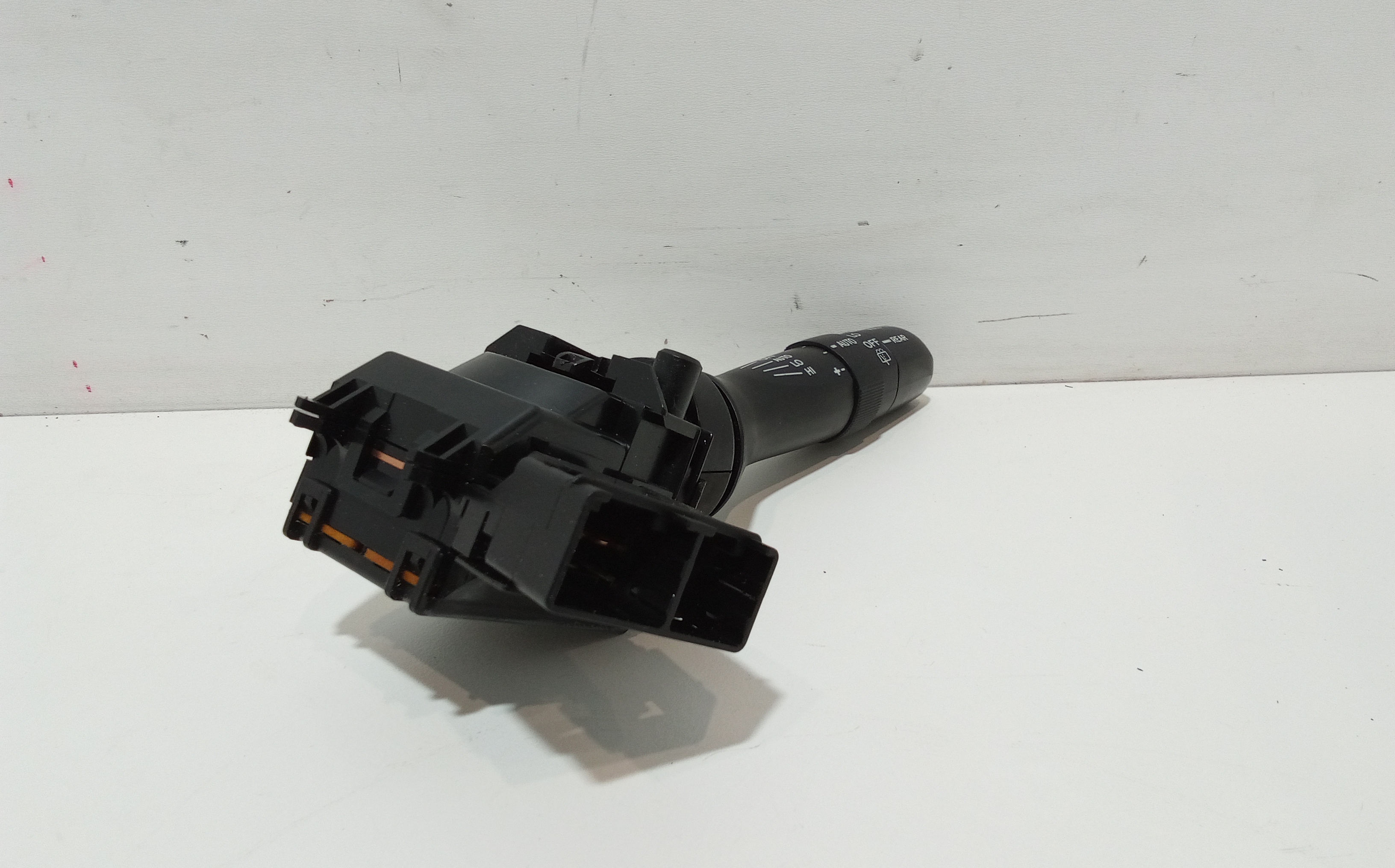 Devioluci destro per Toyota Rav4 4 Serie (2005 - 2009)