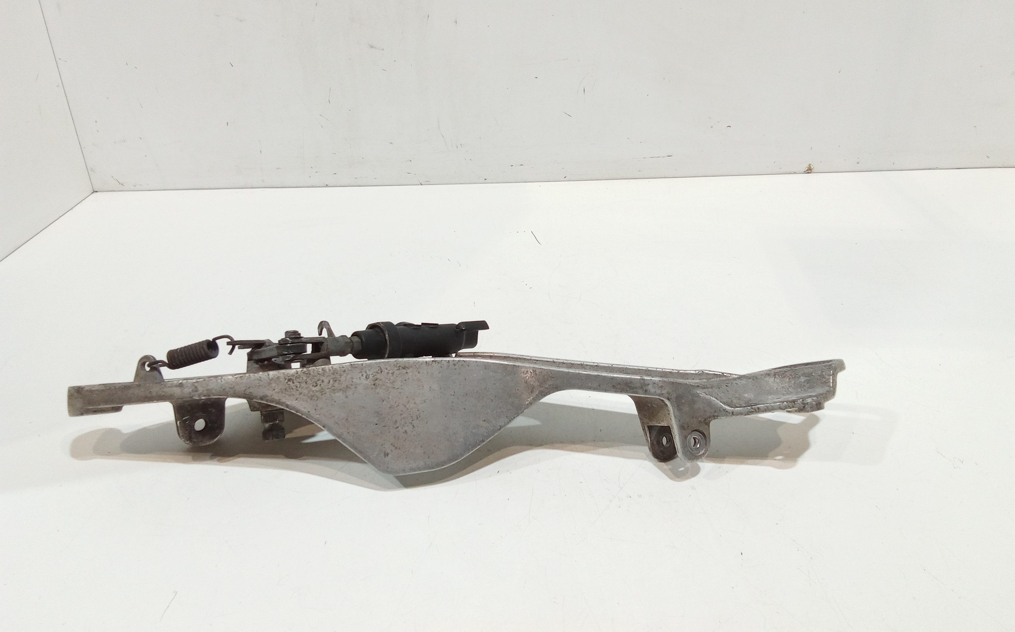 Staffa supporto pedalino per Yamaha TDM 900cc (2002 - 2014)