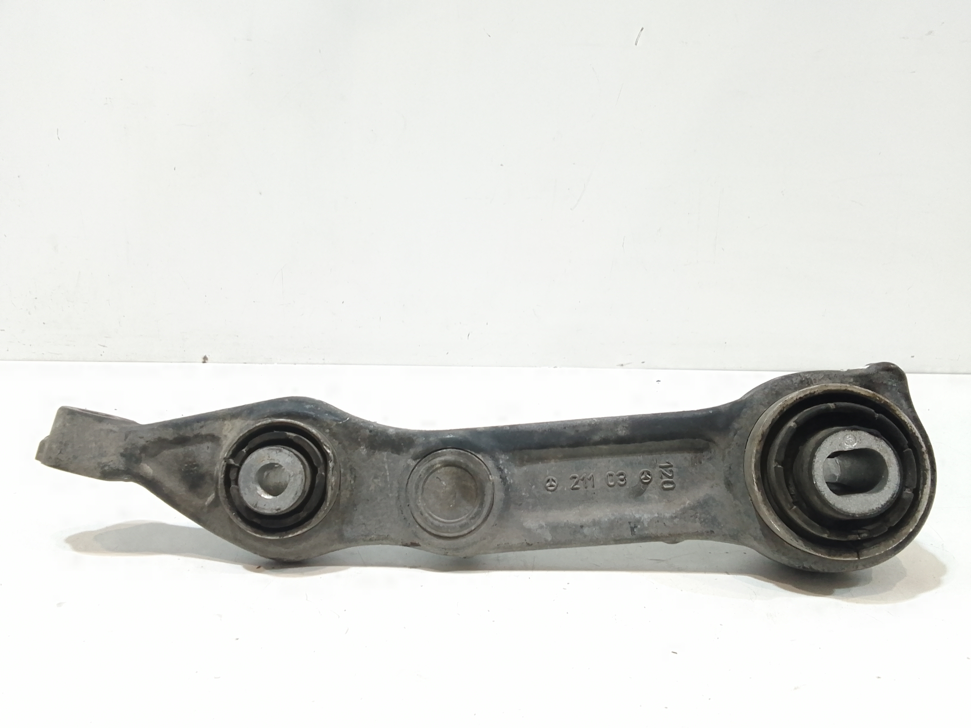 Braccio Oscillante anteriore Sinistro per Mercedes Classe E Berlina W211 (2002 - 2007)