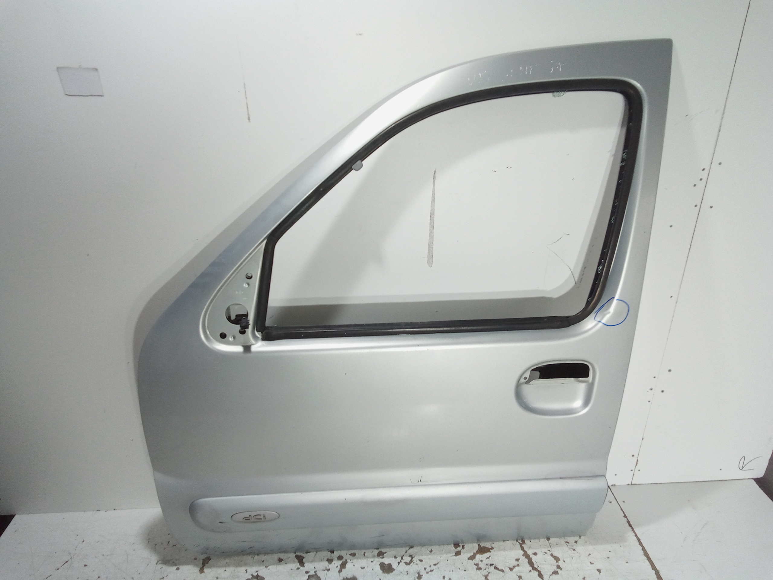 Portiera Anteriore Sinistra per Renault Kangoo 3 Serie (2003 - 2007)
