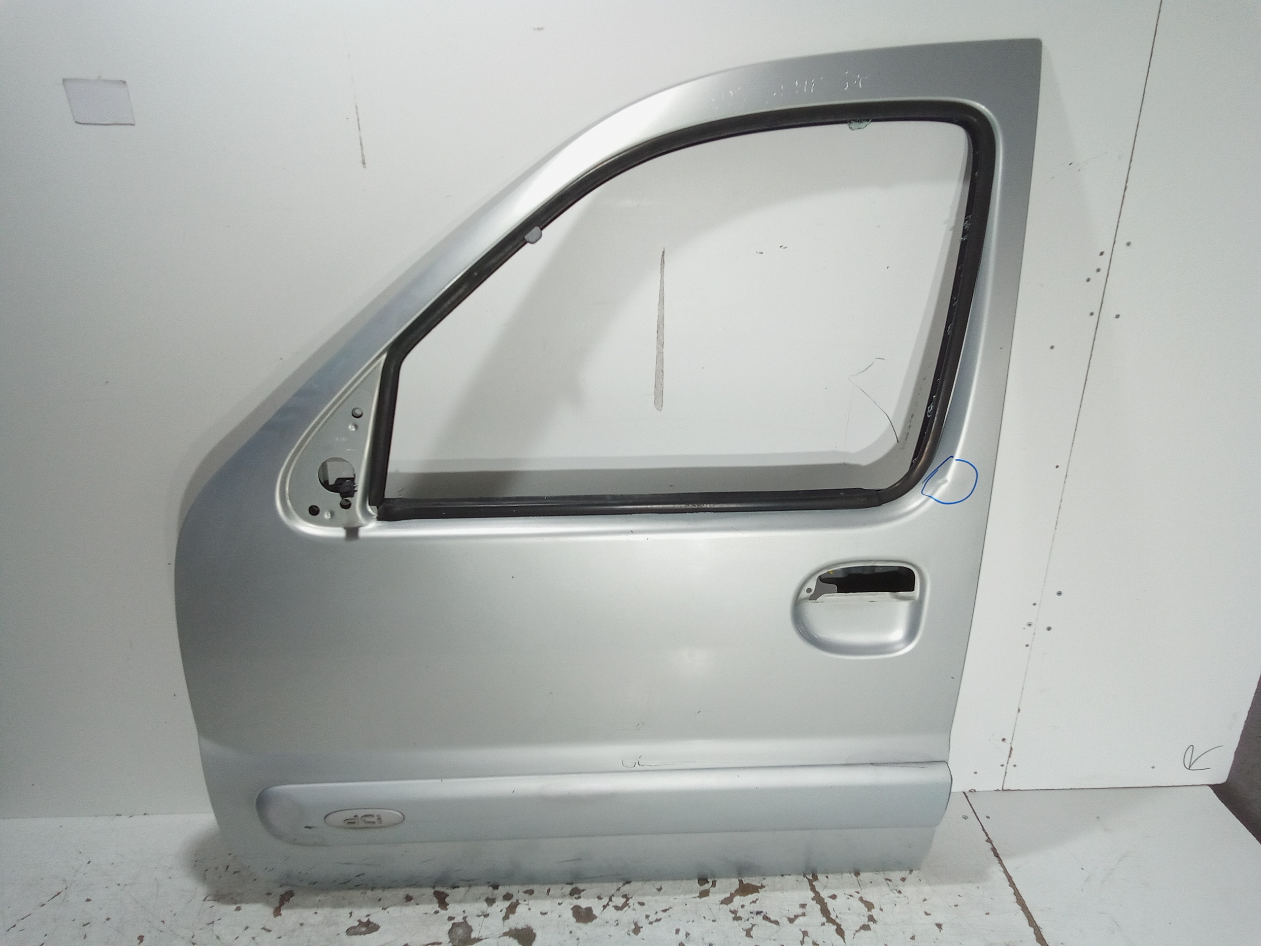 Portiera Anteriore Sinistra per Renault Kangoo 3 Serie (2003 - 2007)