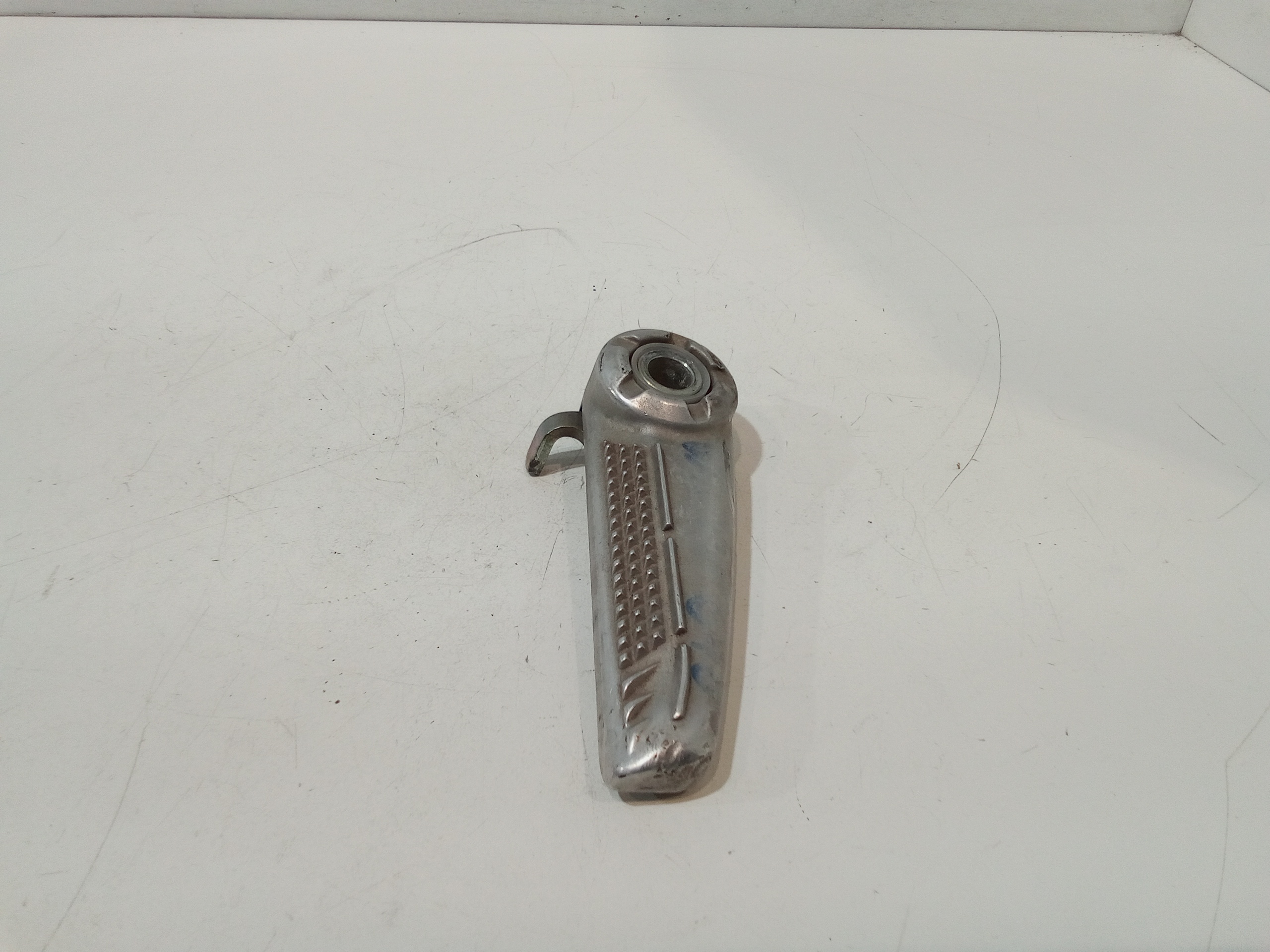 Pedalino Dx per Yamaha Xenter 150cc (15>17) (2015 - 2017)