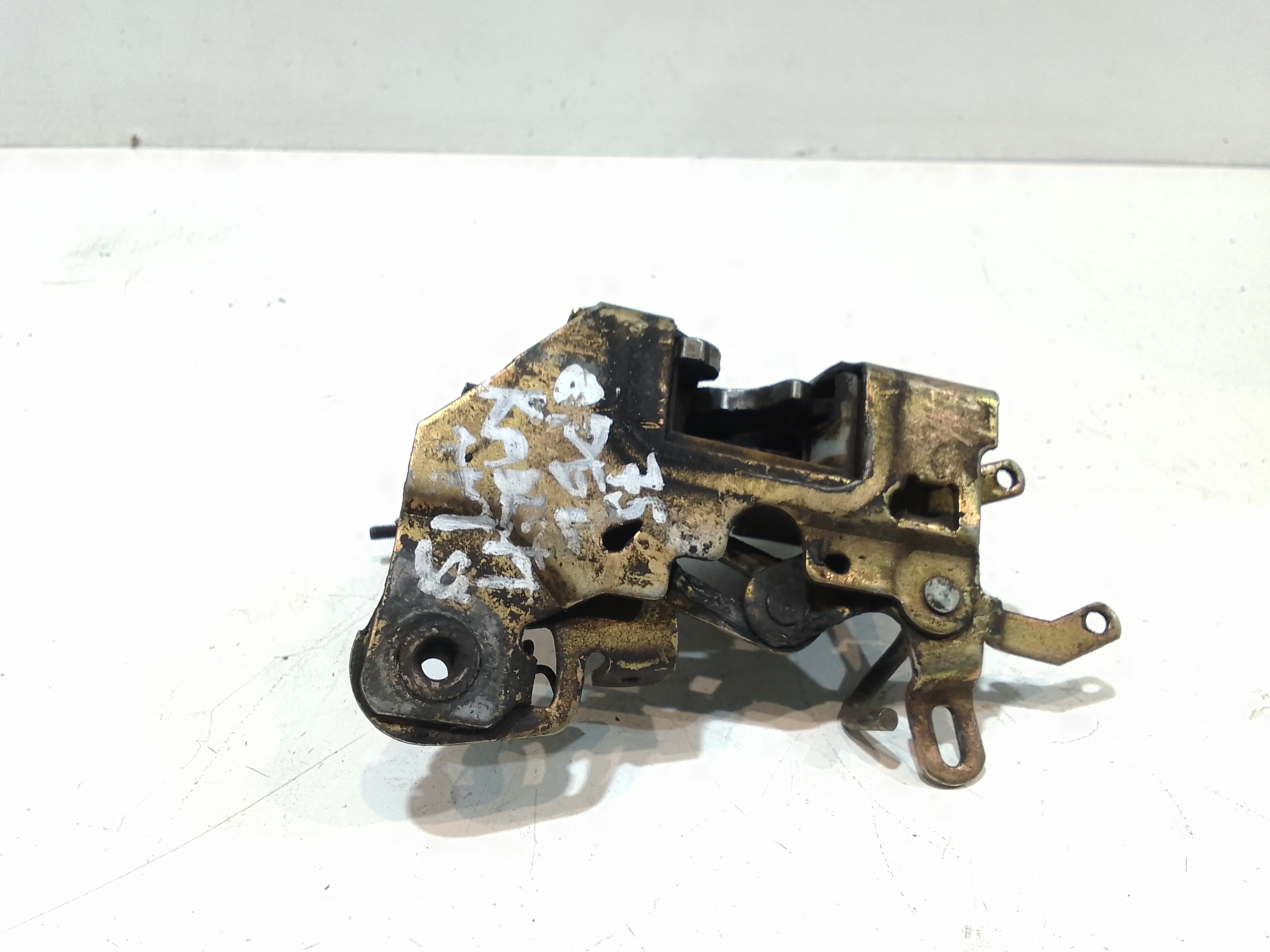 Serratura Anteriore Sinistra per Opel Kadett Serie E (84>91) (1984 - 1991)