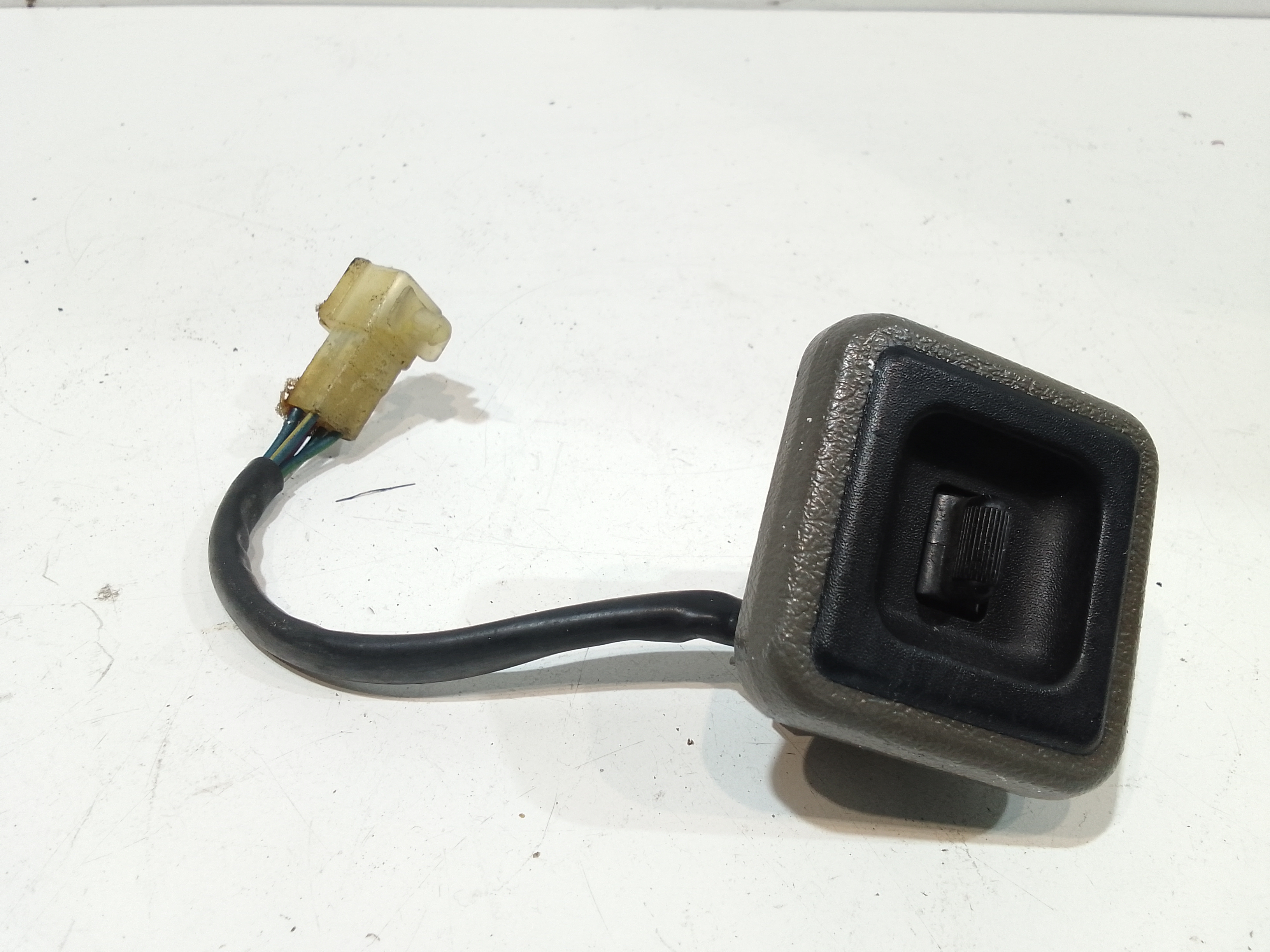 Pulsantiera Anteriore Destra Passeggero per Rover 400 1 Serie (1995 - 2000)