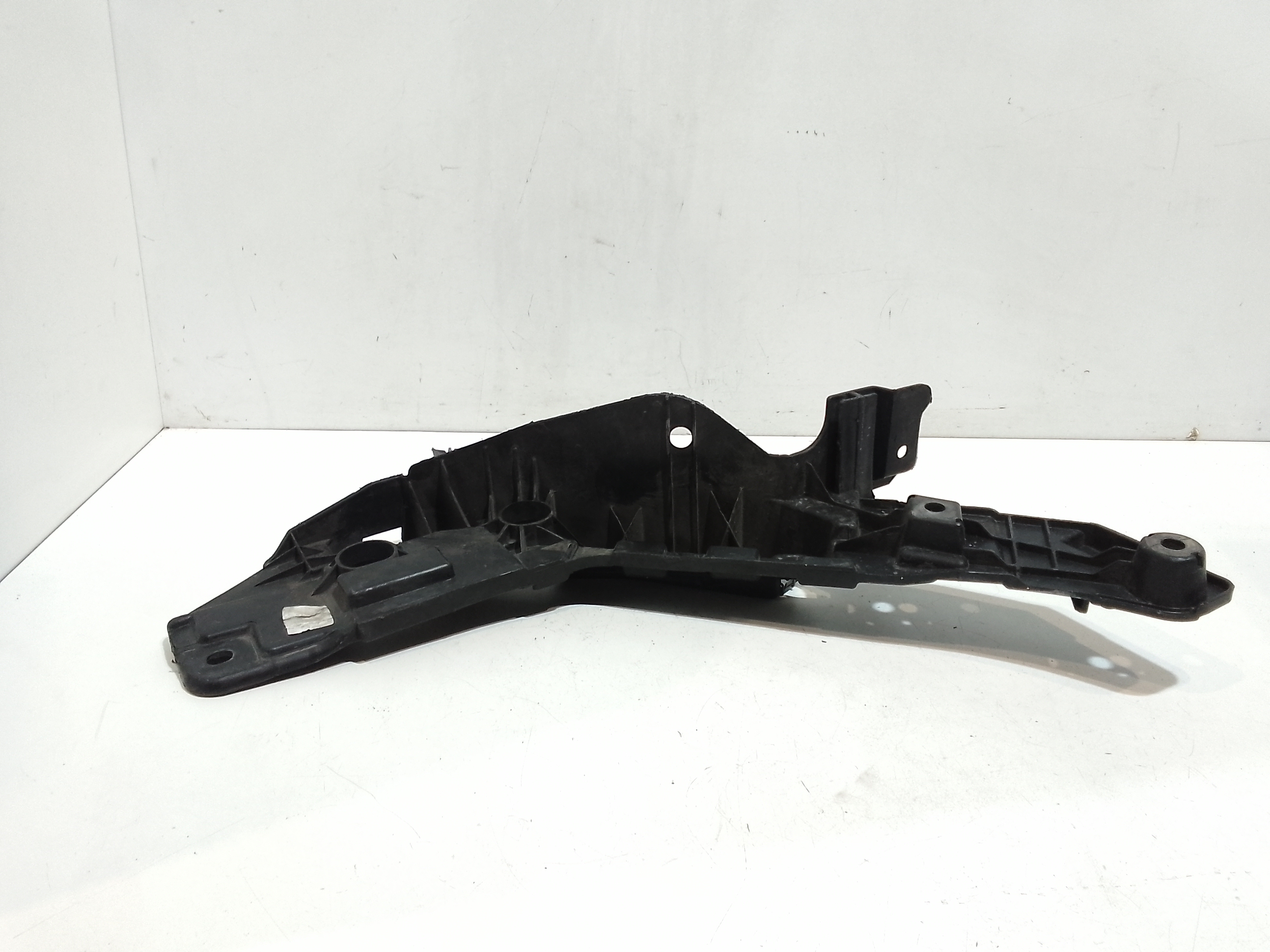 Supporto Faro Sinistro per Peugeot Boxer 4 Serie (2011 - In produzione)