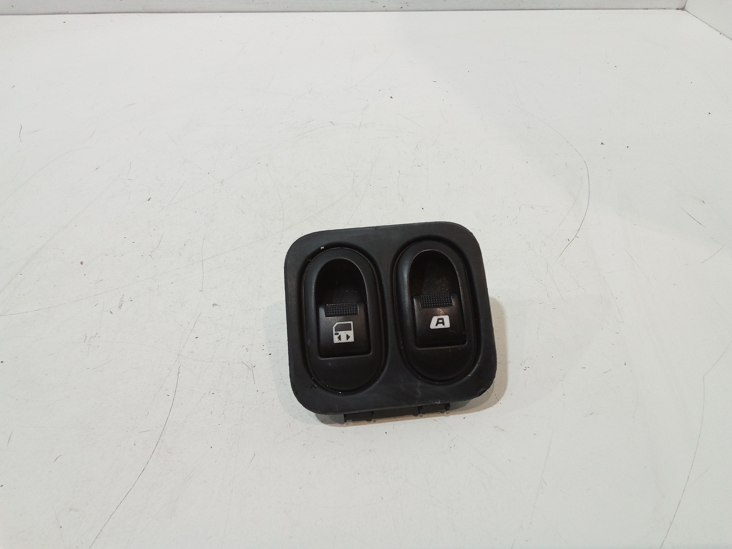 Pulsantiera anteriore sinistra Guida per Peugeot 1007 1 Serie (2005 - In produzione)