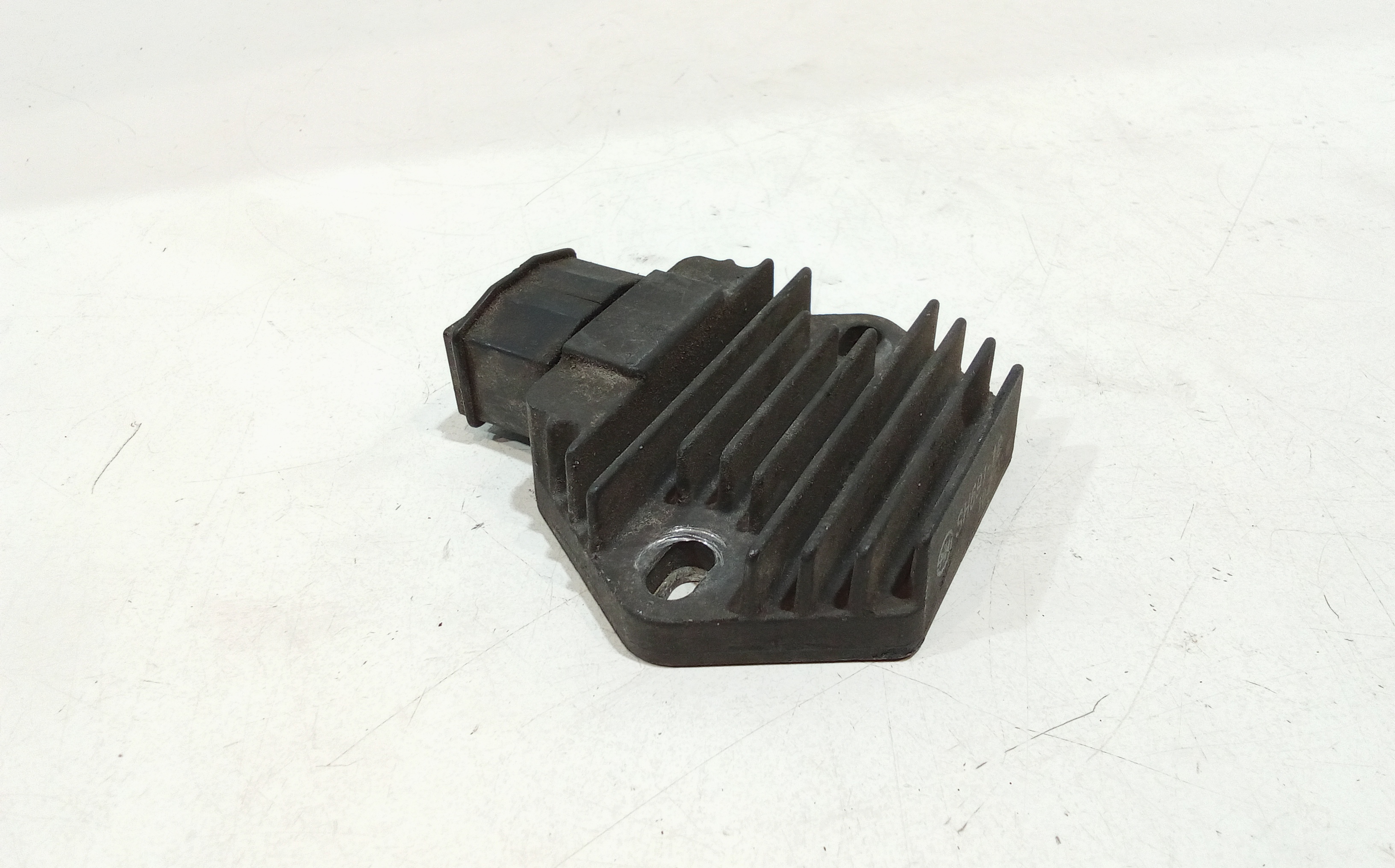 Regolatore di tensione per Honda Cbr F3 600cc (1995 - 1998)