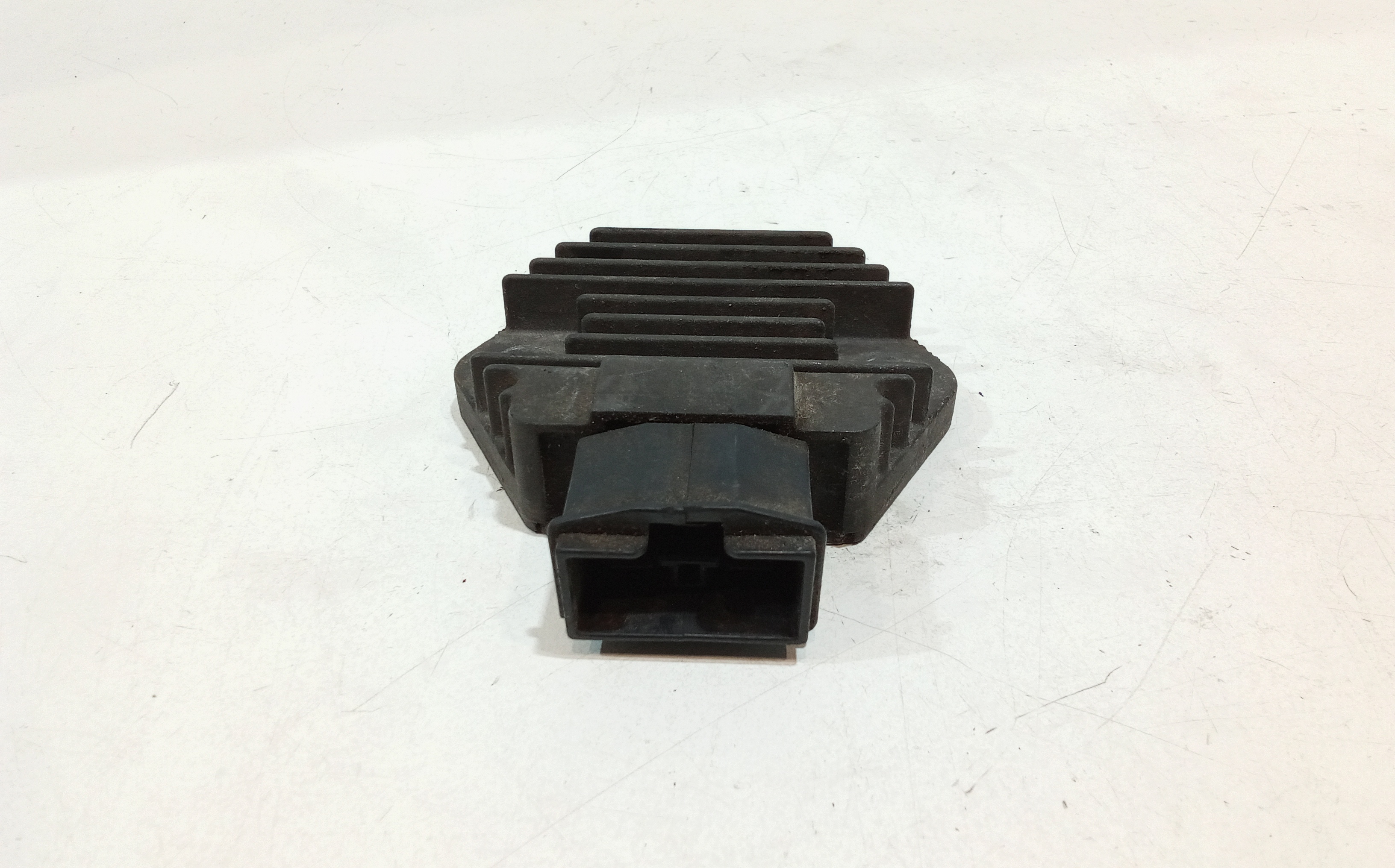 Regolatore di tensione per Honda Cbr F3 600cc (1995 - 1998)